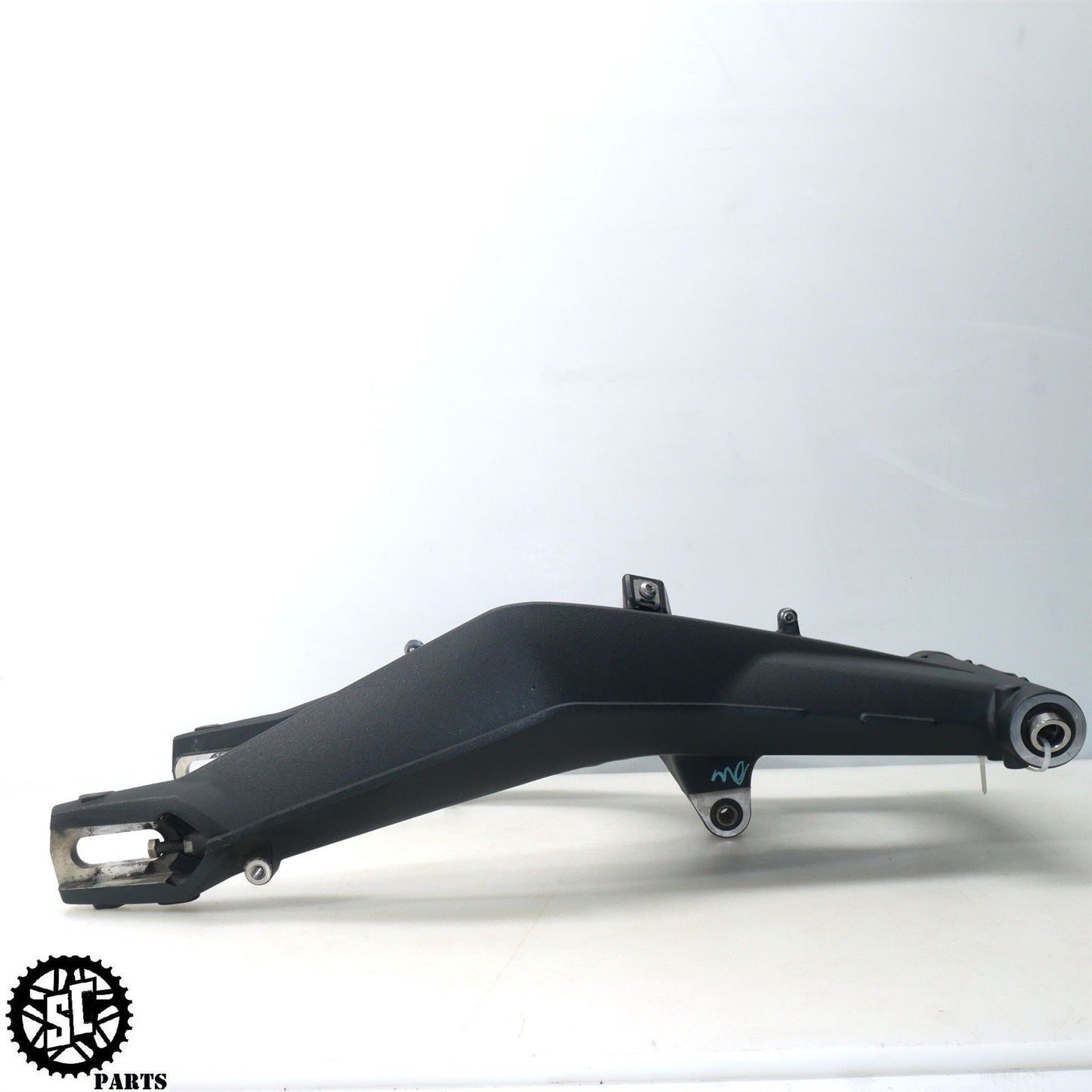 2015 TRIUMPH STREET TRIPLE 675 REAR SWINGARM T22