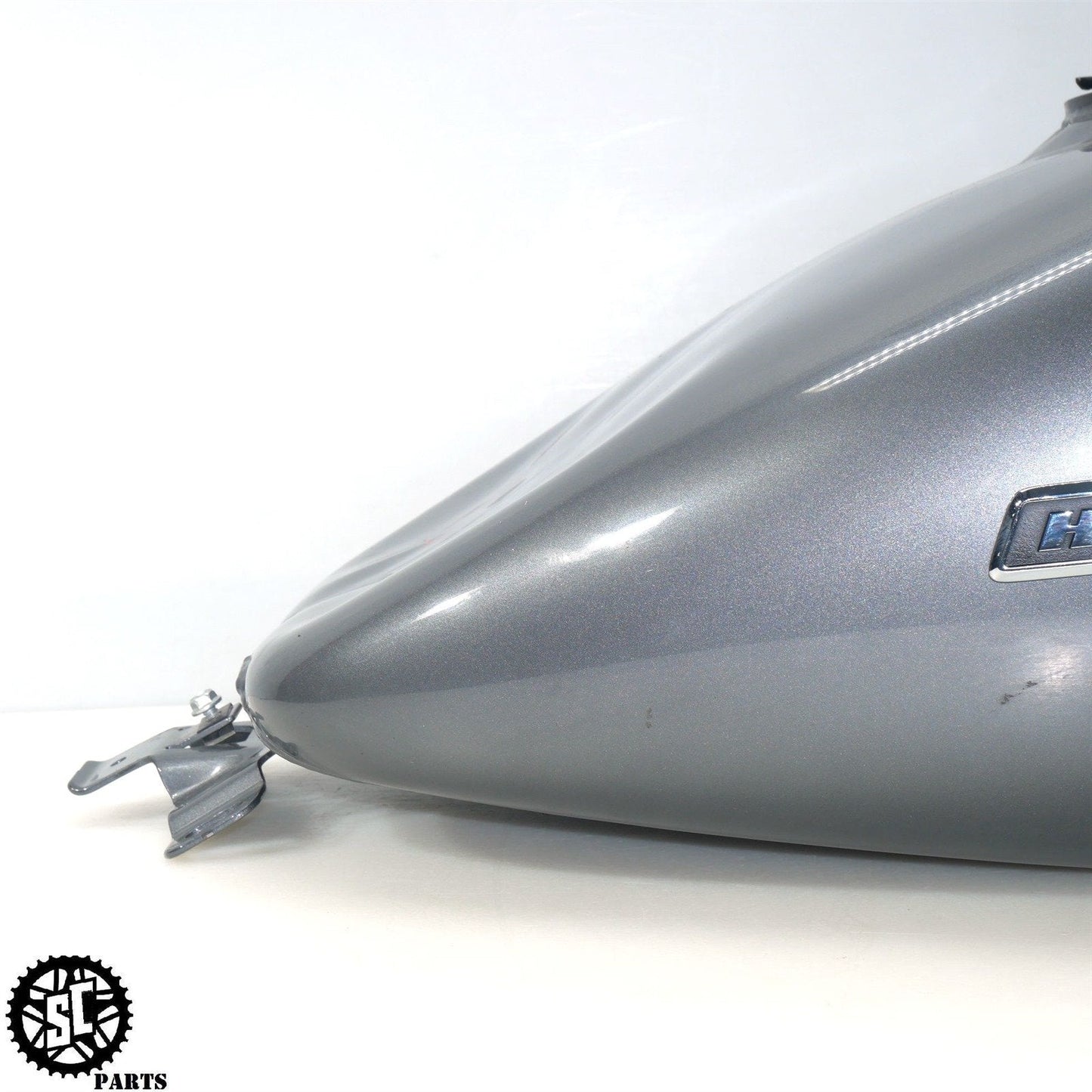 2021 HARLEY DAVIDSON ROAD GLIDE GAS TANK Gauntlet Gray HD55