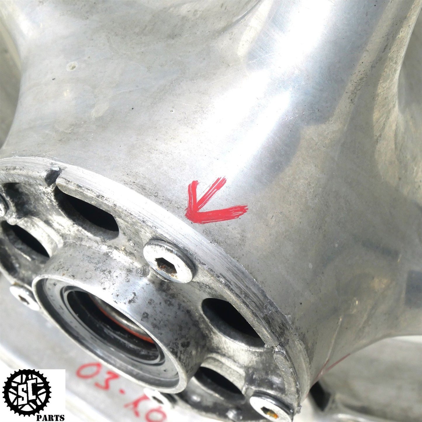 2003 YAMAHA YZF R6 REAR WHEEL RIM SB Y11 – SALVAGECYCLEPARTS