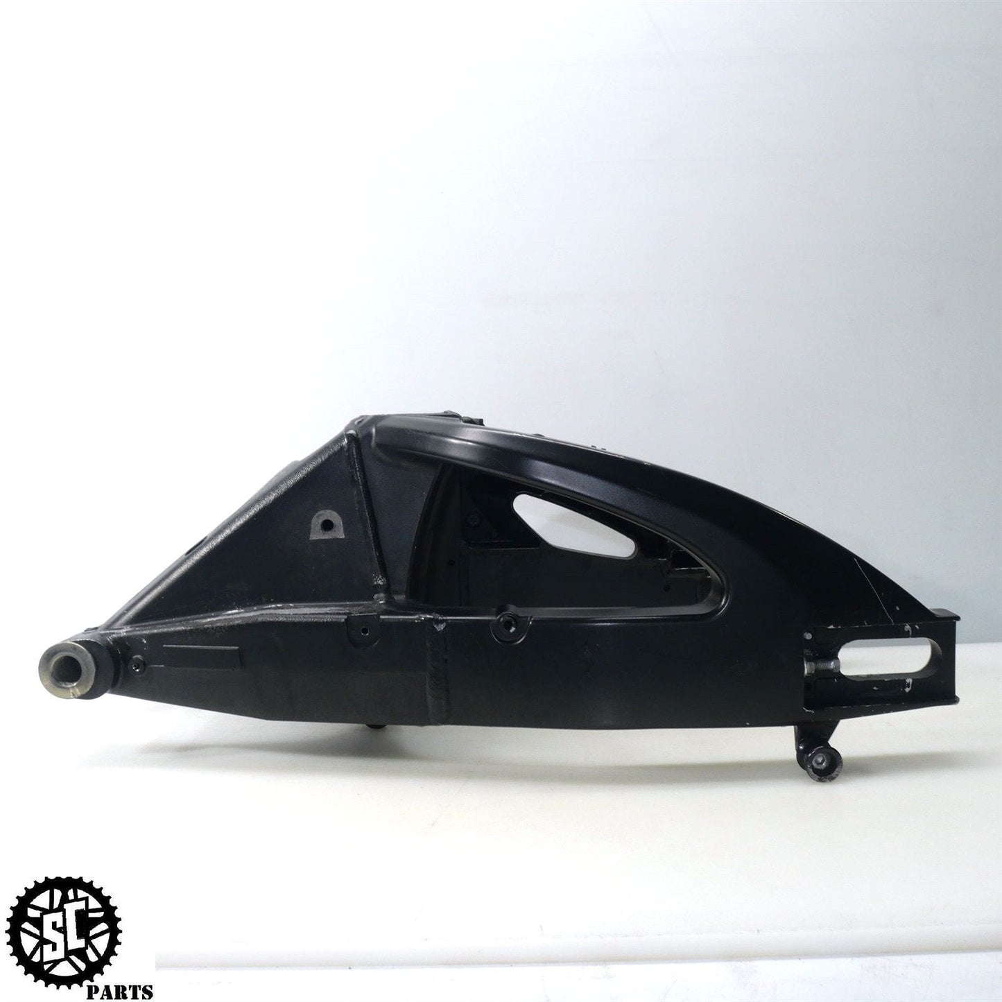 2007 SUZUKI GSXR 600 750 SWINGARM S67