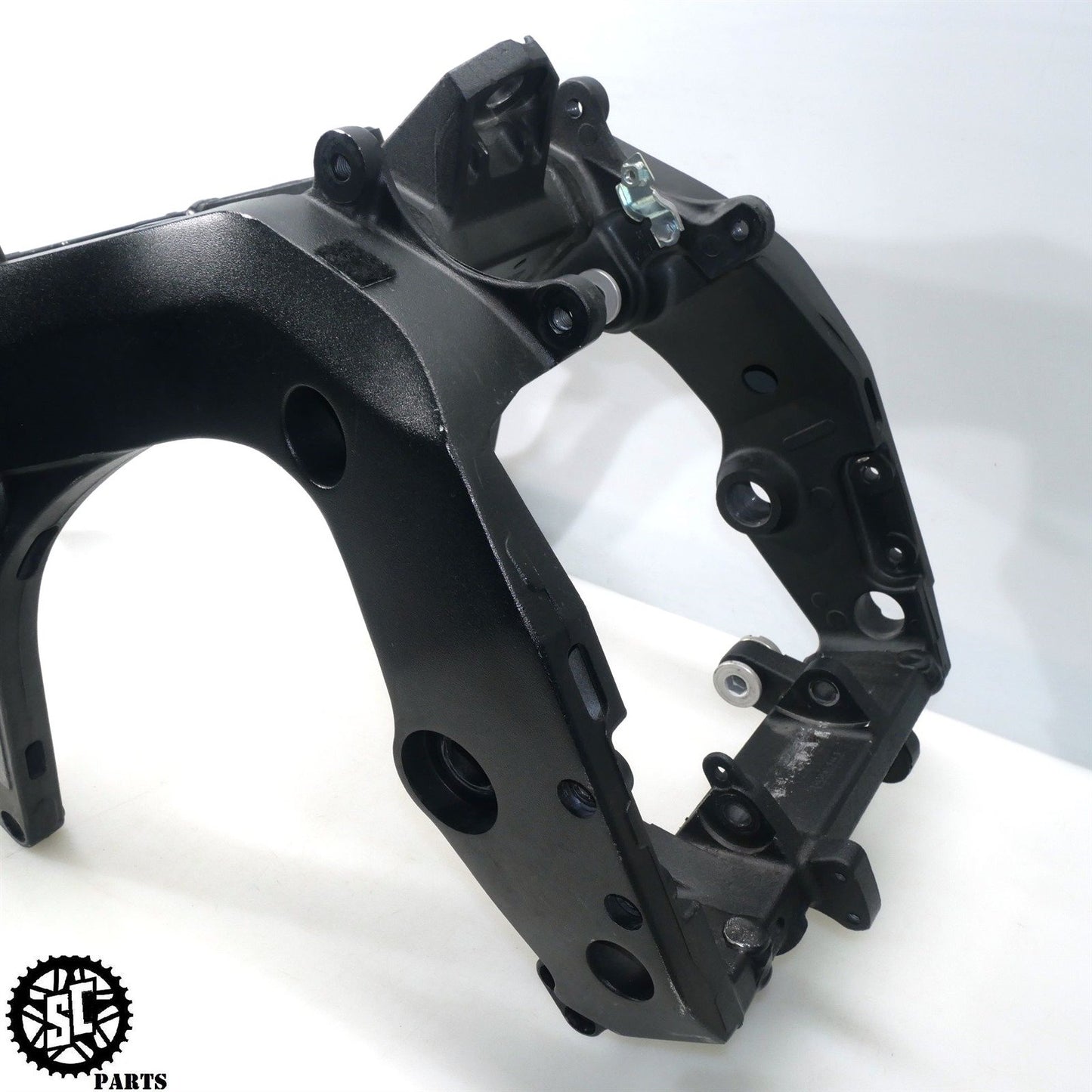 2007 SUZUKI GSXR 600 750 FRAME CHASSIS *S* S67