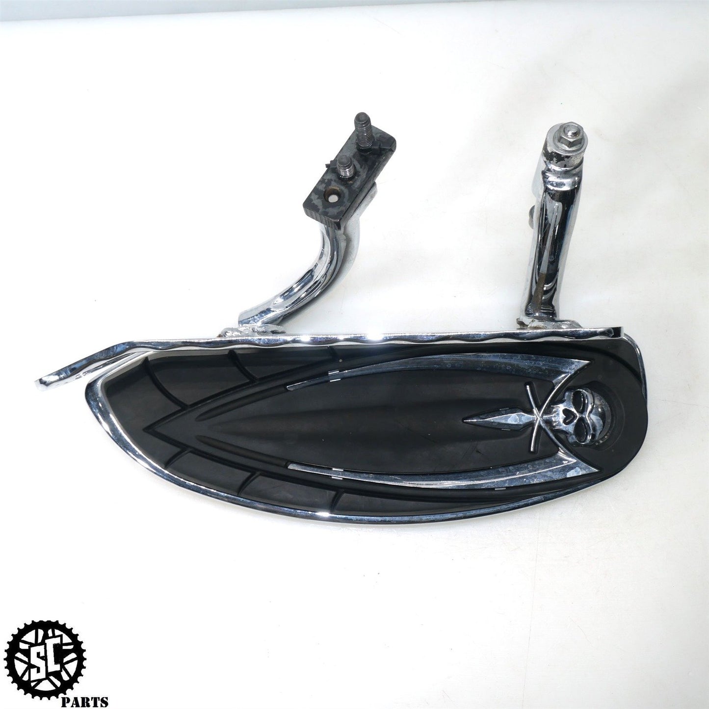 2013 HARLEY DAVIDSON CVO CHROME FLOORBOARD BRACKET HD25