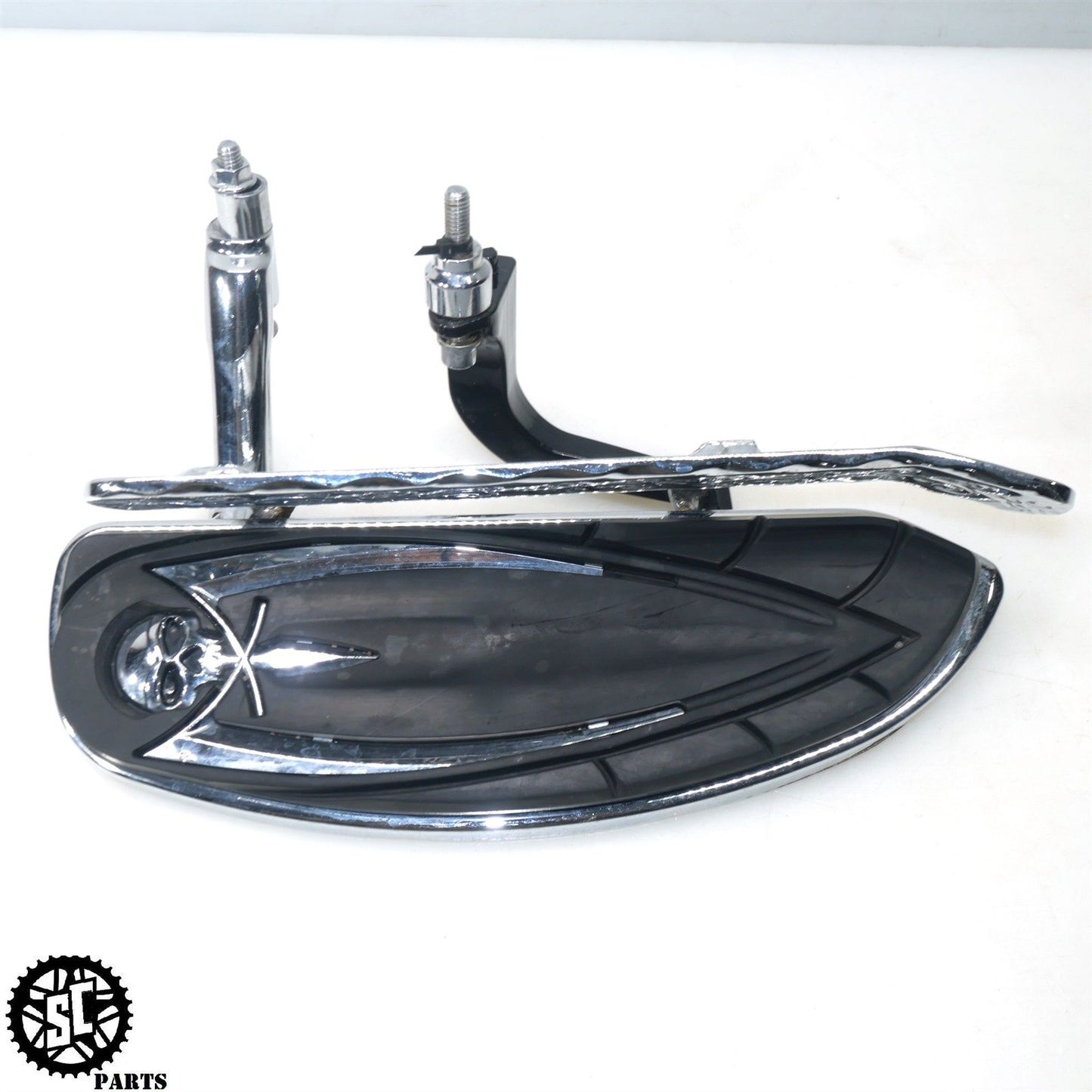 2013 HARLEY DAVIDSON CVO CHROME FLOORBOARD BRACKET HD25