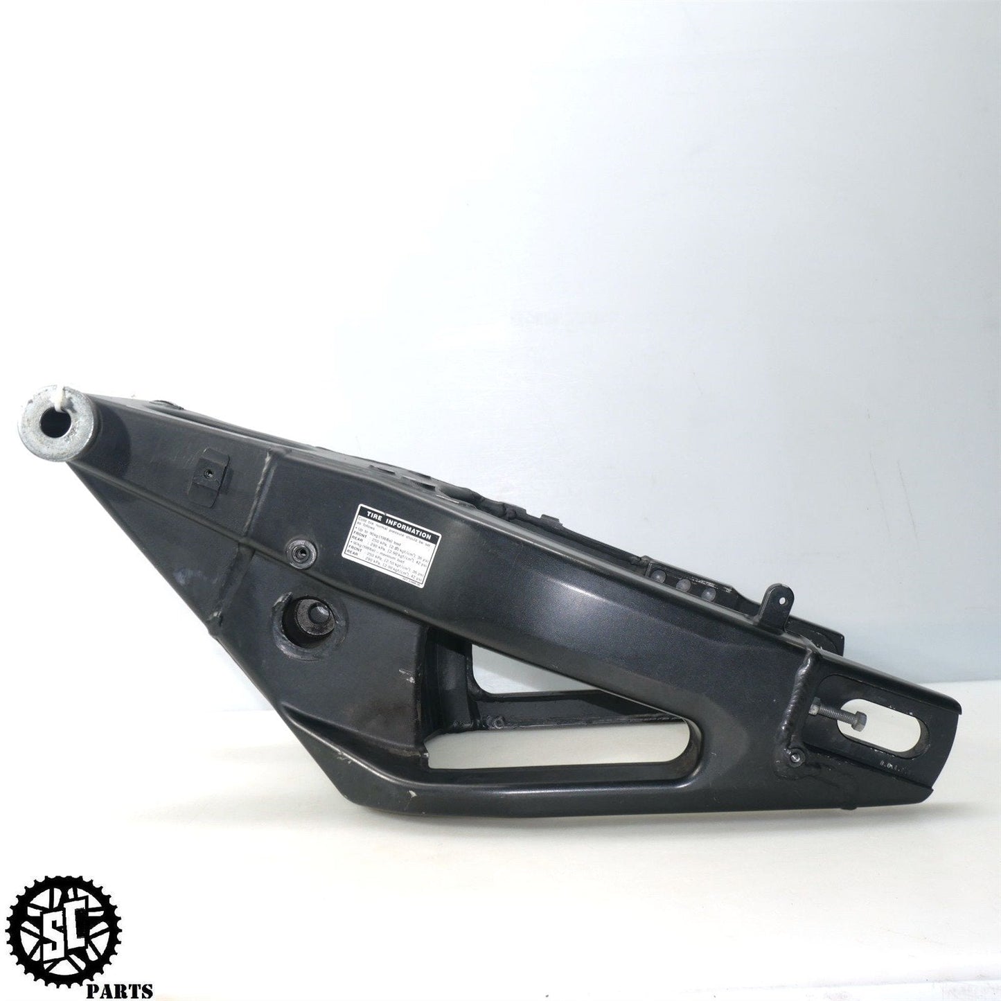 2007-2008 YAMAHA YZF R1 REAR SWINGARM Y10