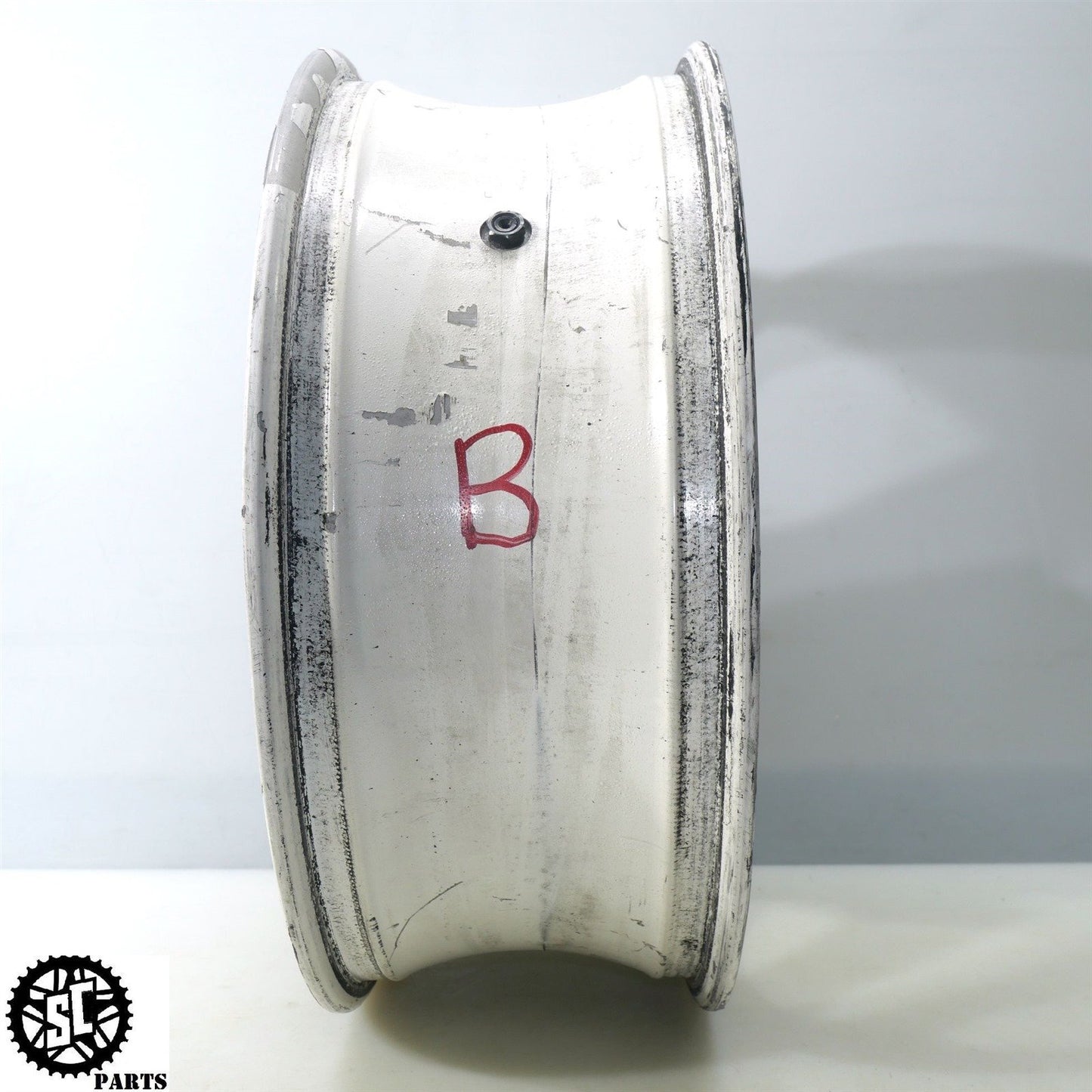 2008 SUZUKI GSX1300R HAYABUSA REAR WHEEL RIM SB S63