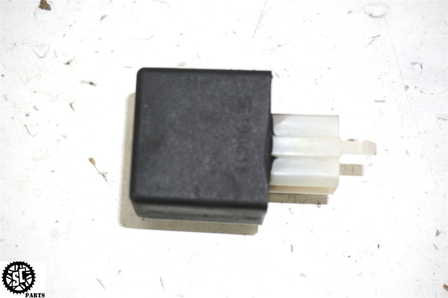 2018-2021 HUSQVARNA VITPILEN 401 FLASHER RELAY FUSE