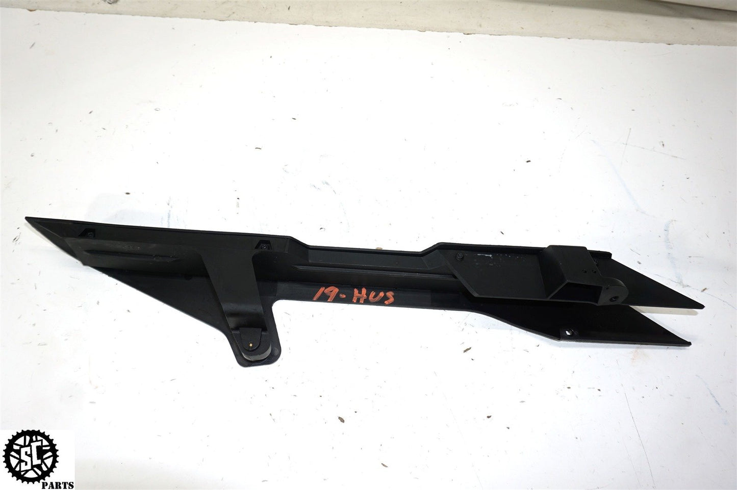 2018-2021 HUSQVARNA VITPILEN 401 CHAIN GUARD