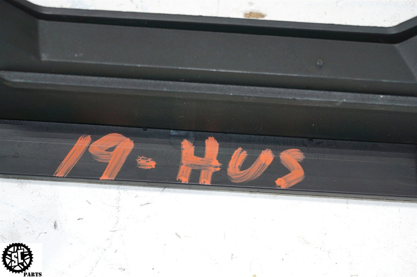 2018-2021 HUSQVARNA VITPILEN 401 CHAIN GUARD