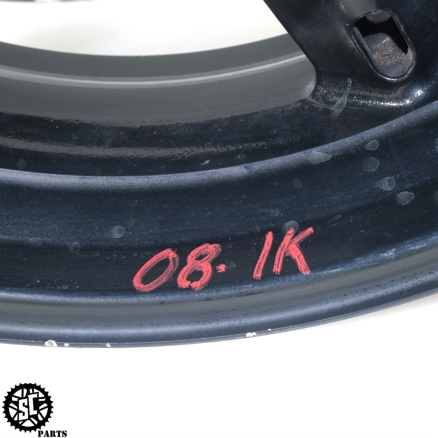 2001-2004 SUZUKI GSXR1000 REAR WHEEL RIM SB S54