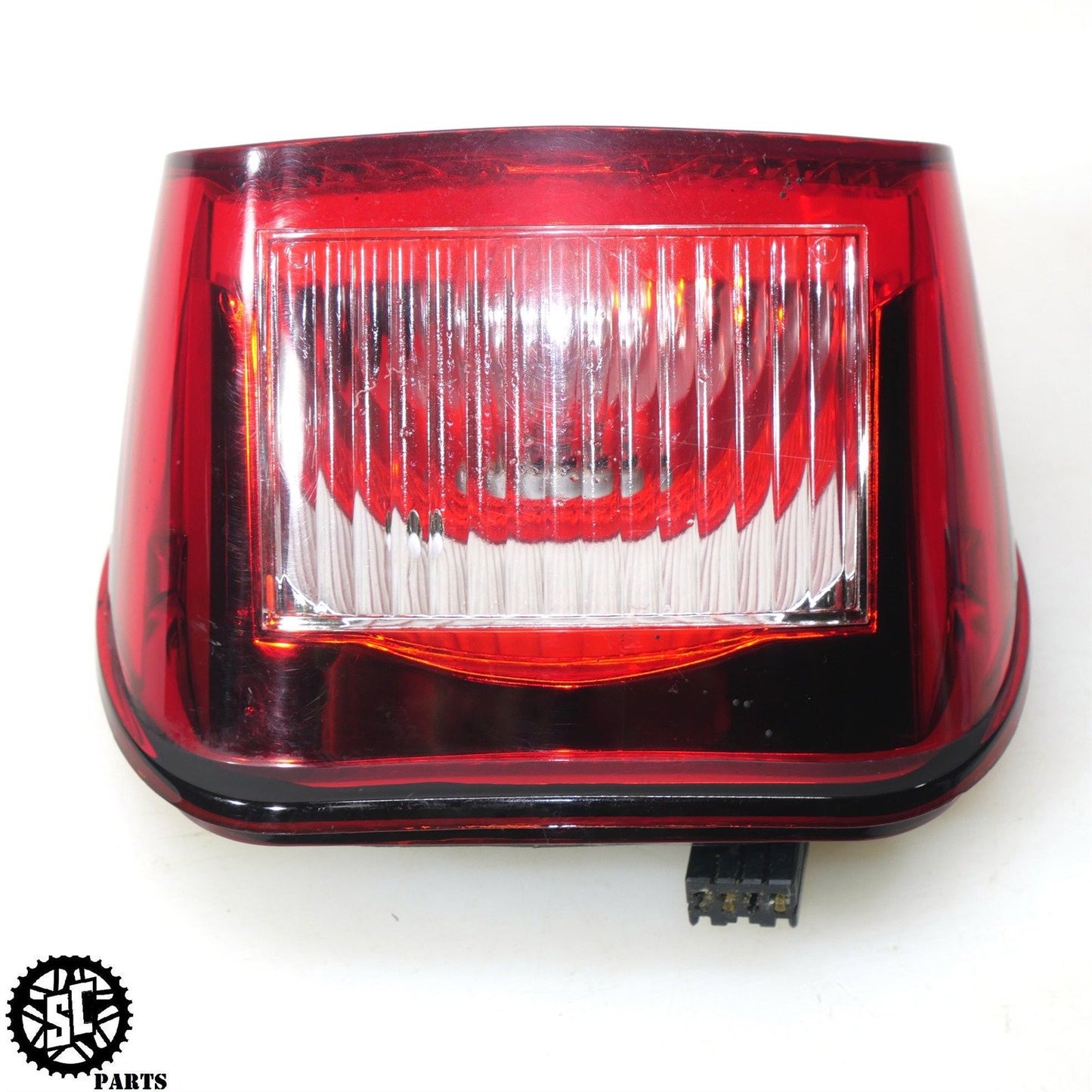 2004 HARLEY DAVIDSON DYNA FXDWGI TAIL LIGHT HD40