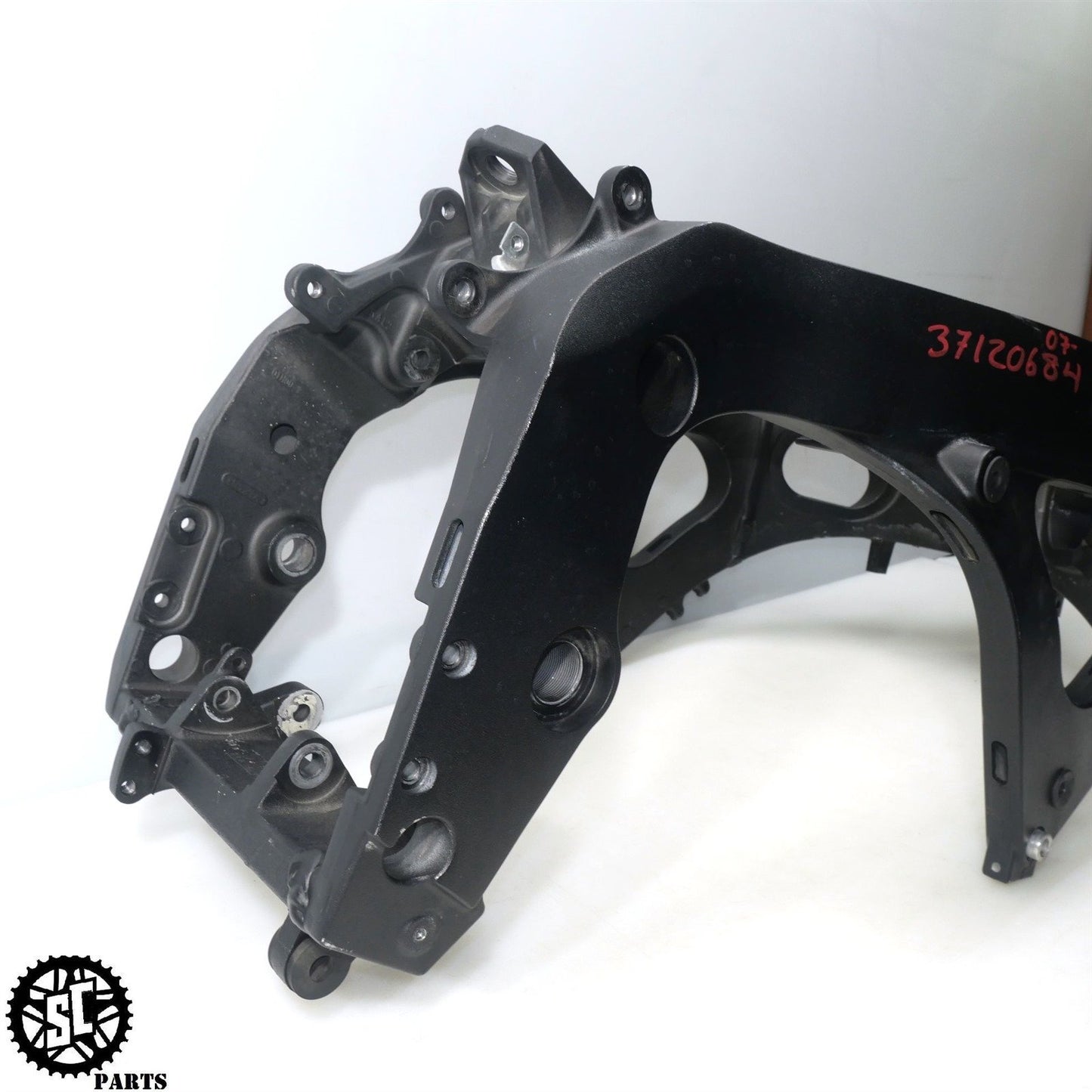 2006 2007 SUZUKI GSXR 600 FRAME CHASSIS *S* S43