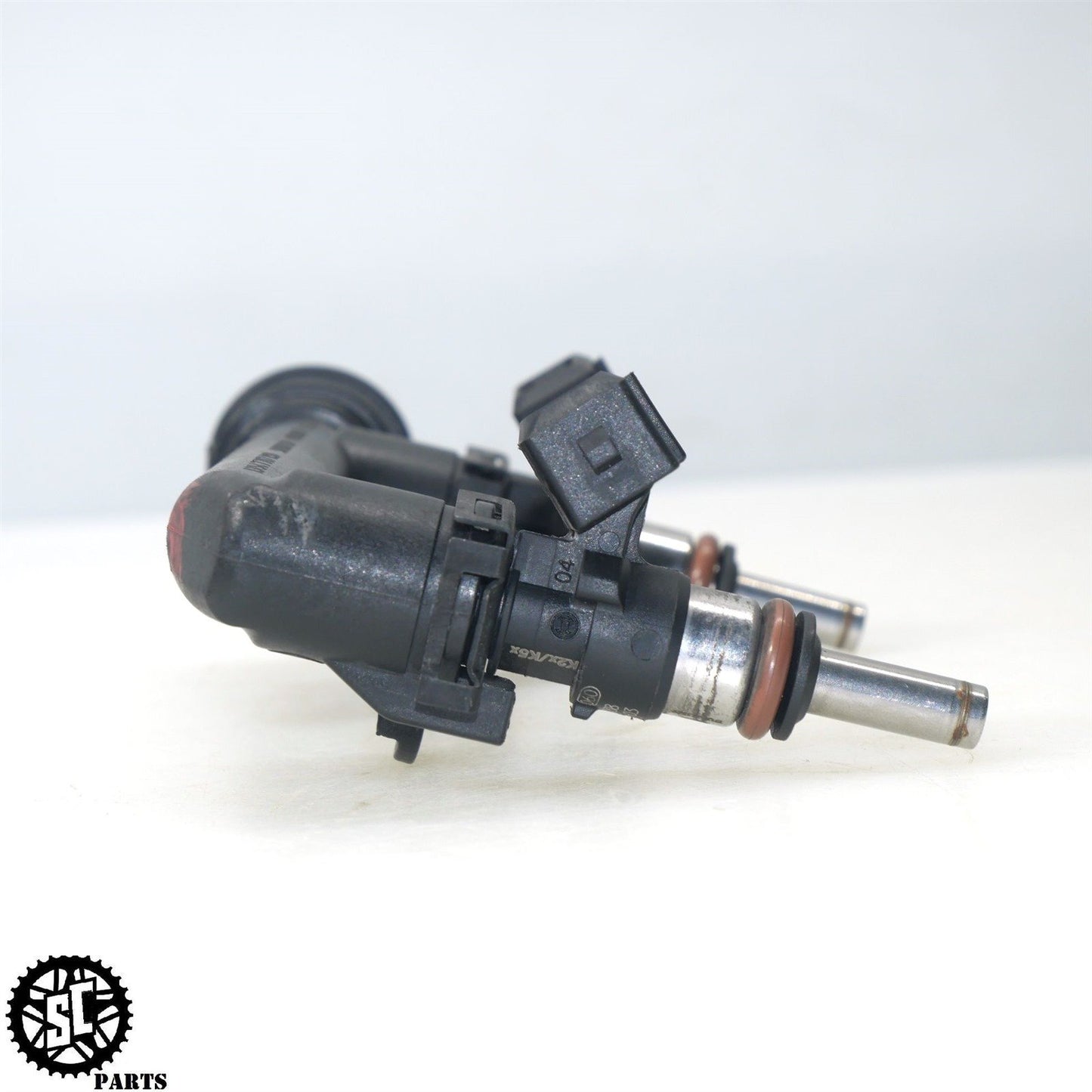 2015-2018 BMW S1000RR FUEL INJECTORS B23