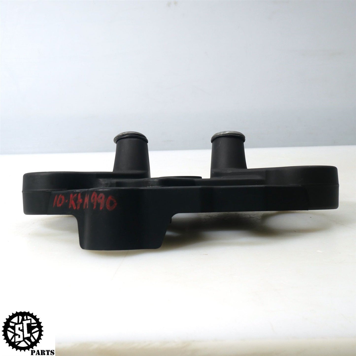 2010 KTM 990 SMT SUPERMOTO UPPER TRIPLE TREE KT01