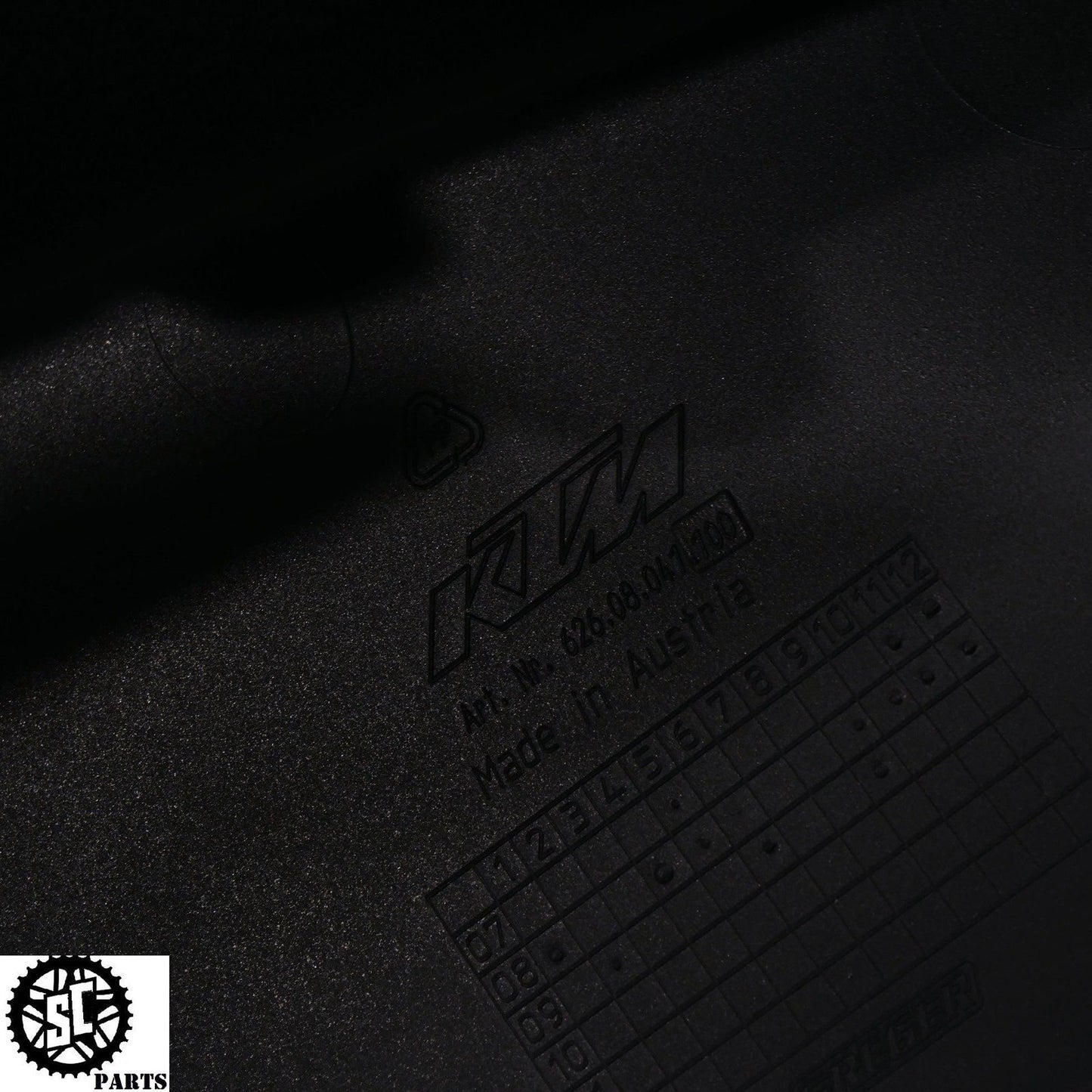 2010 KTM 990 SMT SUPERMOTO LEFT RIGHT REAR TAIL FAIRING KT01