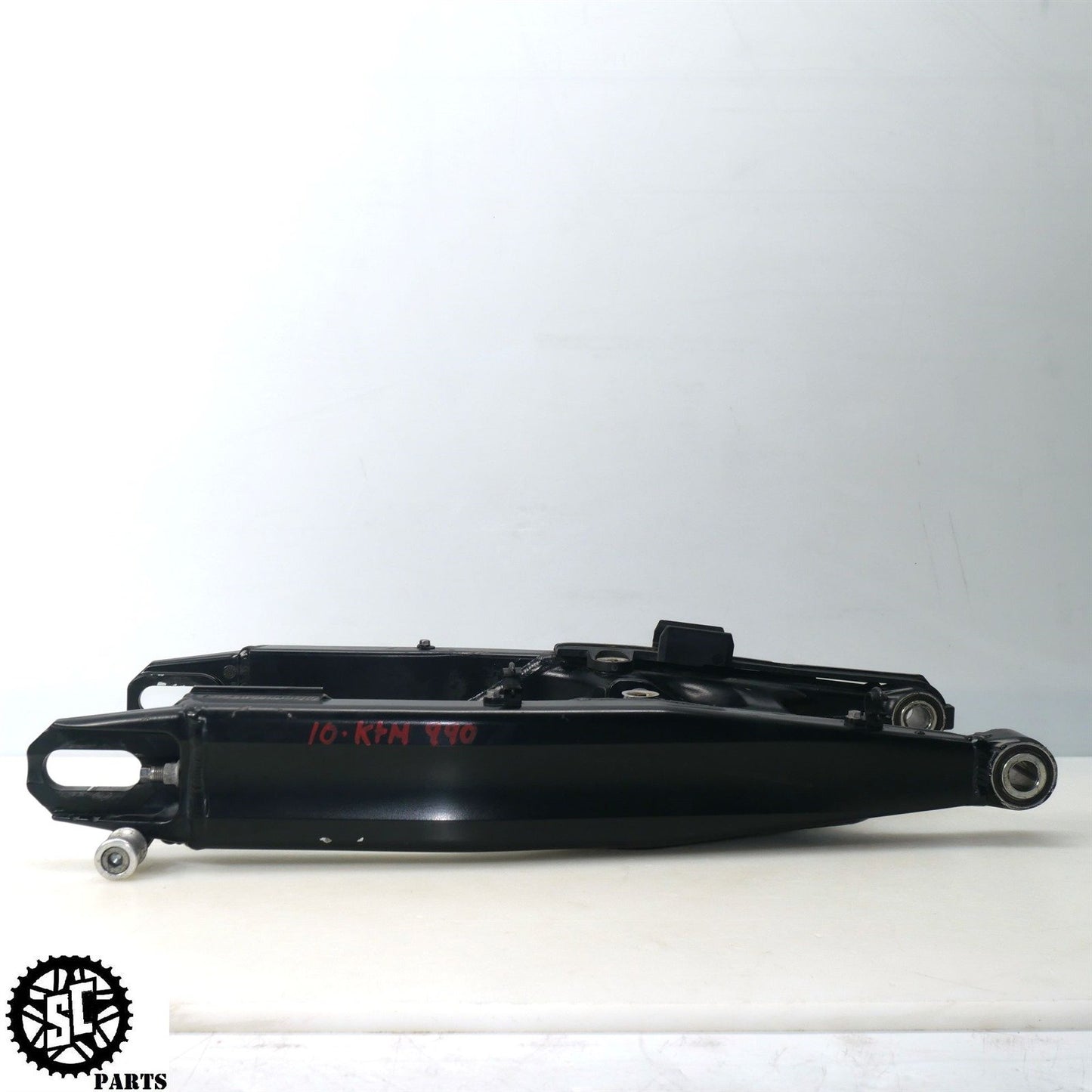 2006-2013 KTM 990 SMT SWINGARM KT01