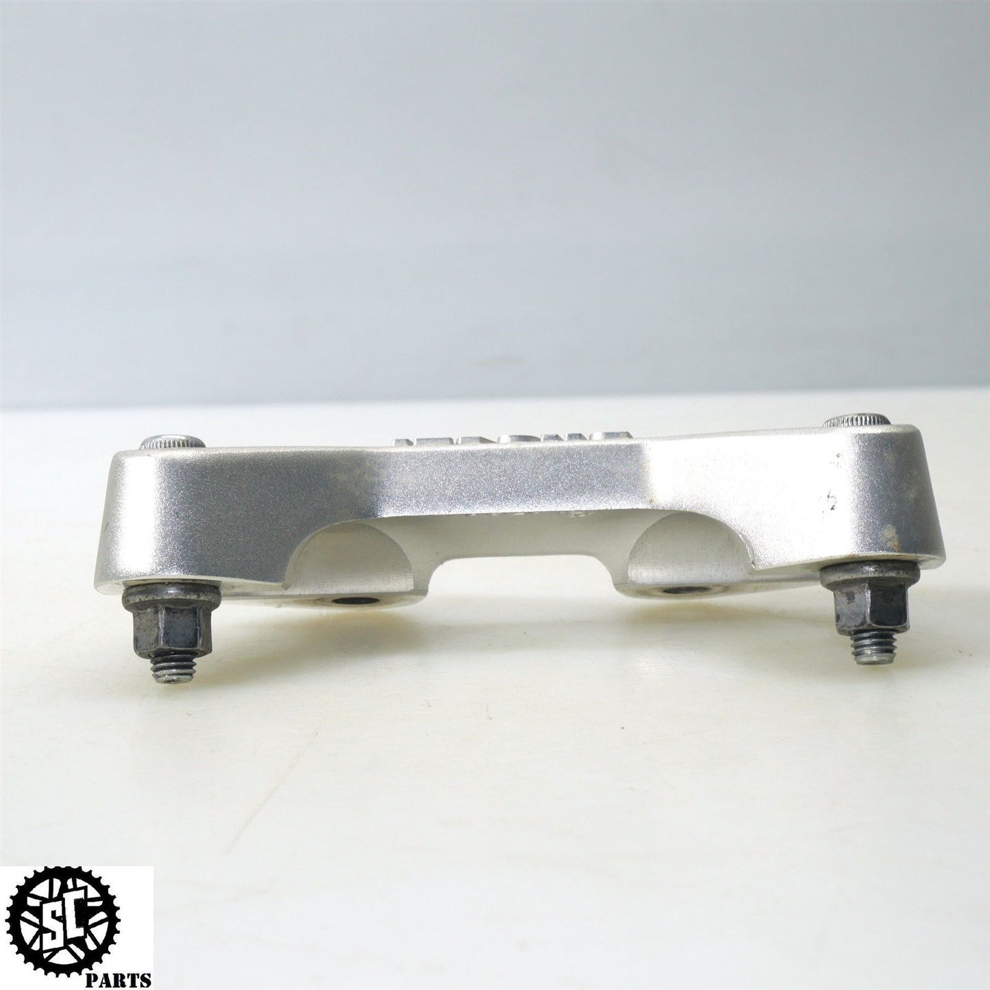 2017-2021 DUCATI MULTISTRADA 950 HANDLEBAR RISER CLAMP D13