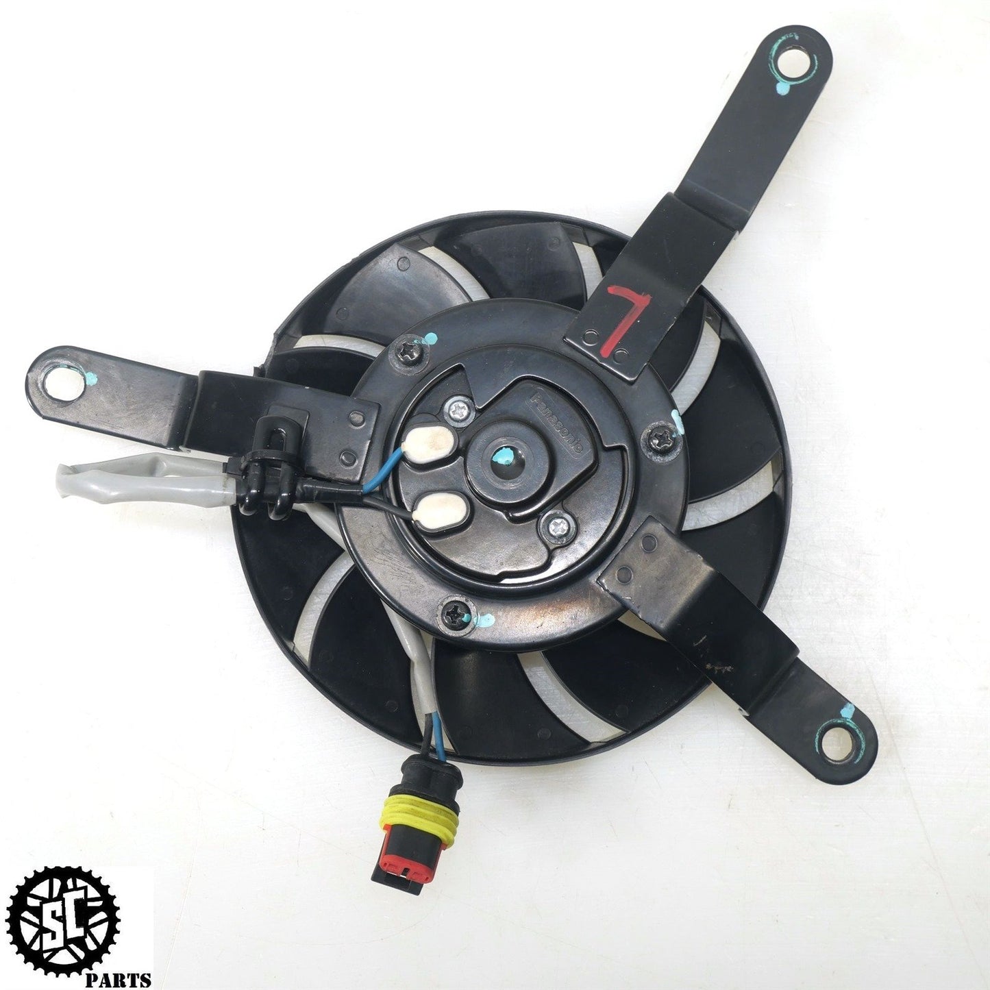 2017-2021 DUCATI MULTISTRADA 950 LEFT RADIATOR FAN D13