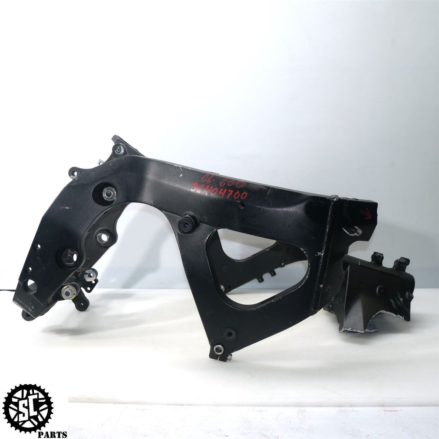 2006-2007 SUZUKI GSXR 600 750 FRAME CHASSIS *S* S44