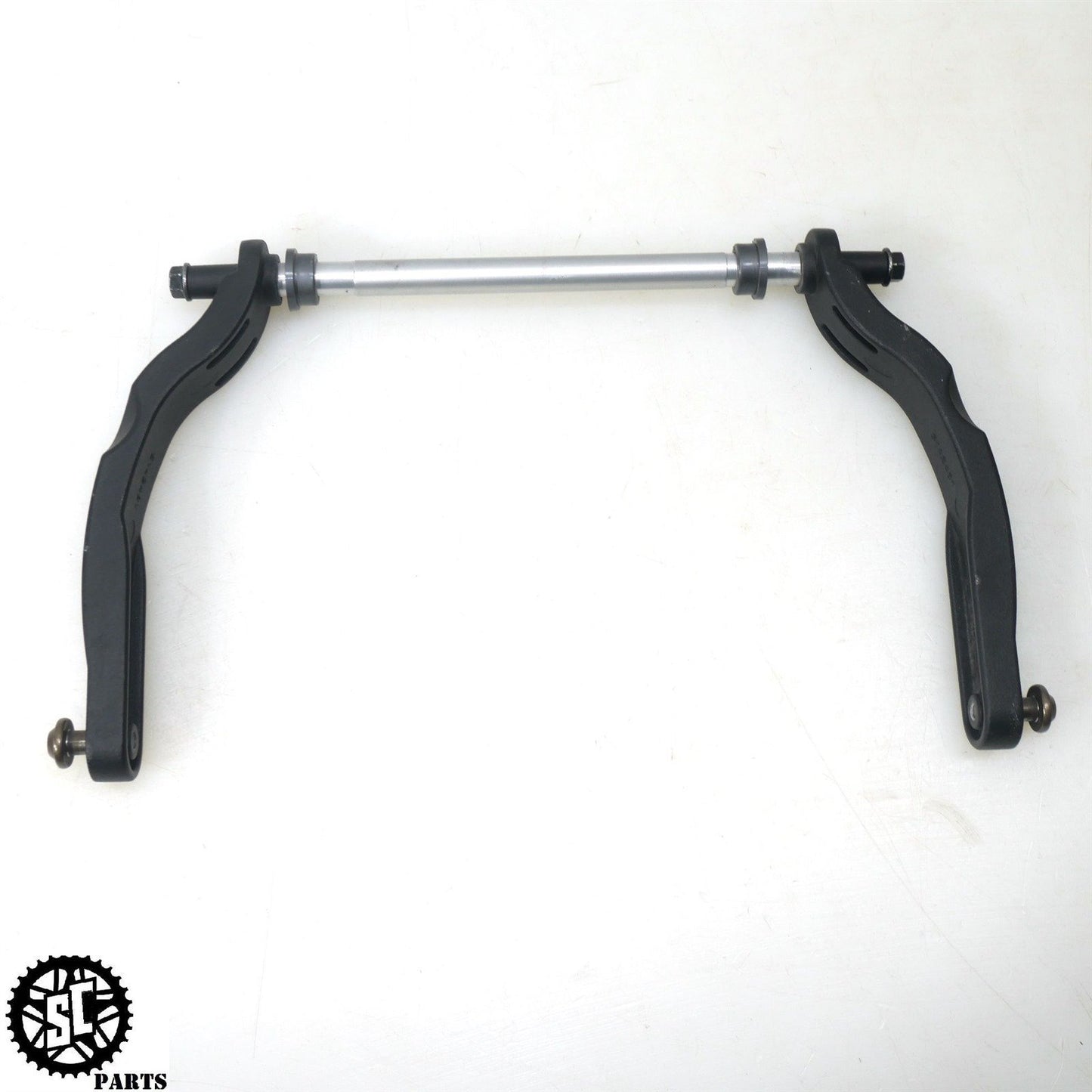 2022 INDIAN CHALLENGER WINDSHIELD WINDSCREEN BRACKET HD48