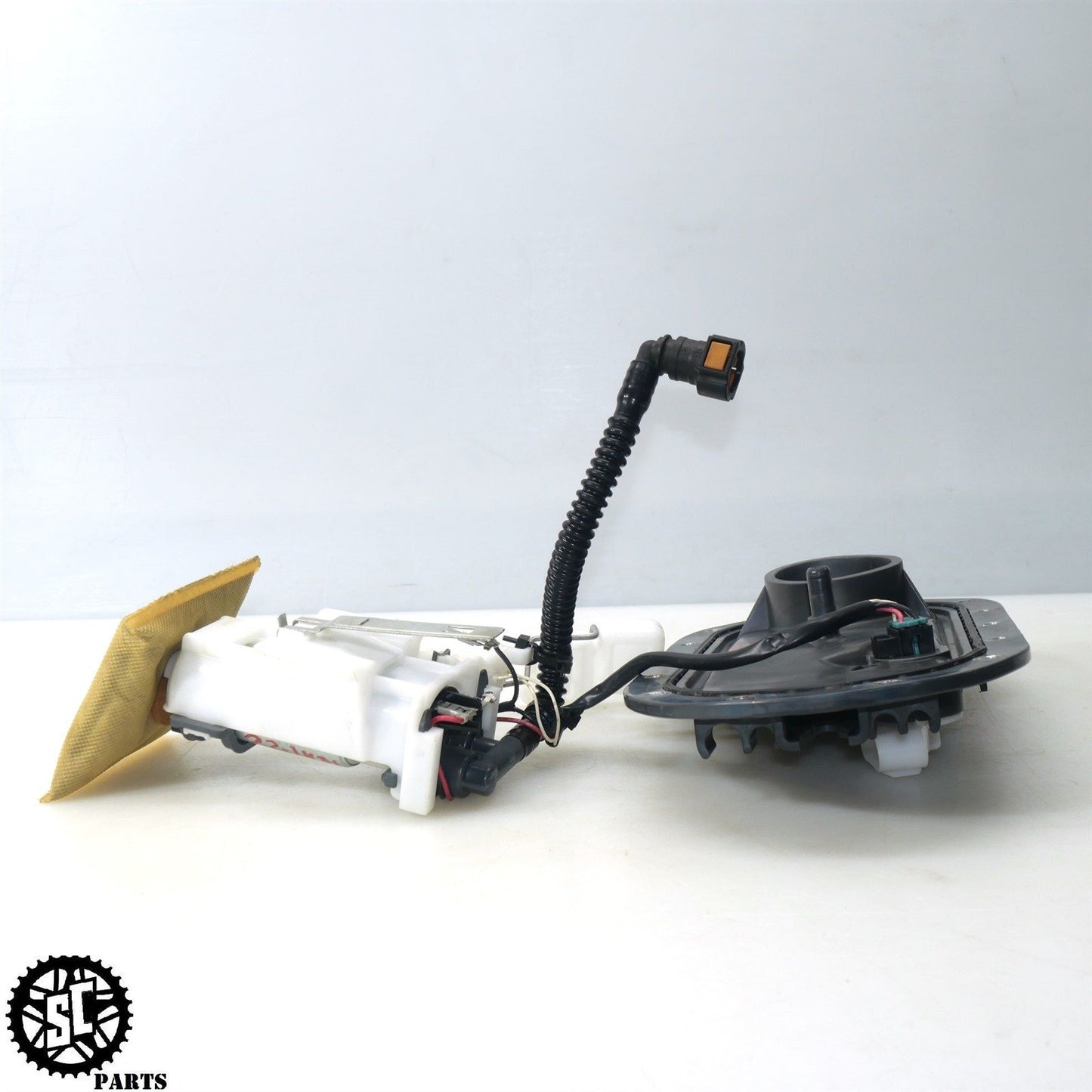 2022 INDIAN CHALLENGER FUEL PUMP HD48