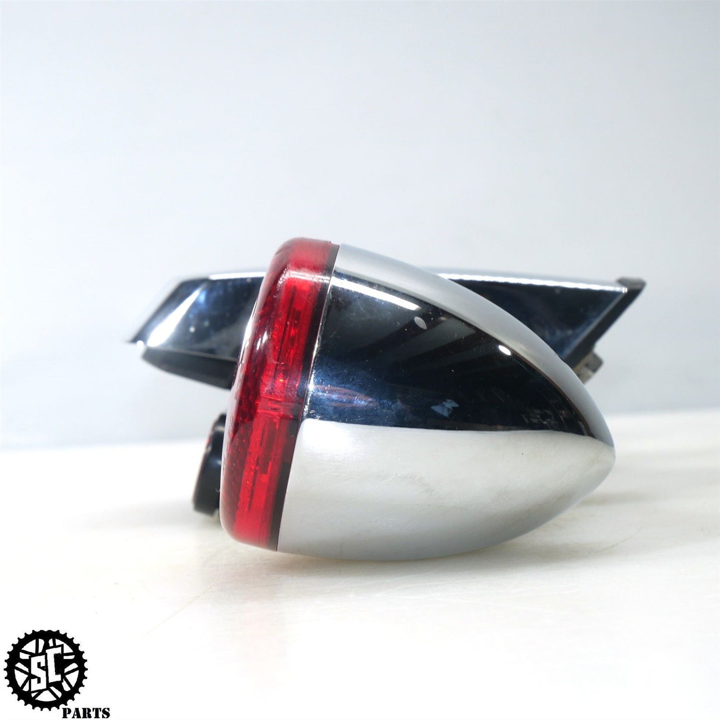 2022 INDIAN CHALLENGER REAR TURN SIGNAL TAIL LIGHT BAR CHROME HD48