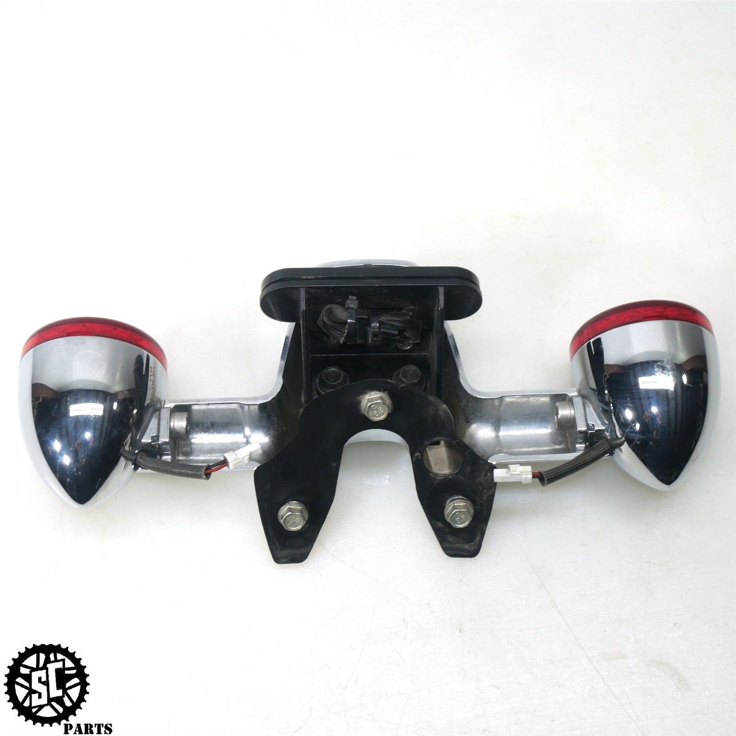 2022 INDIAN CHALLENGER REAR TURN SIGNAL TAIL LIGHT BAR CHROME HD48