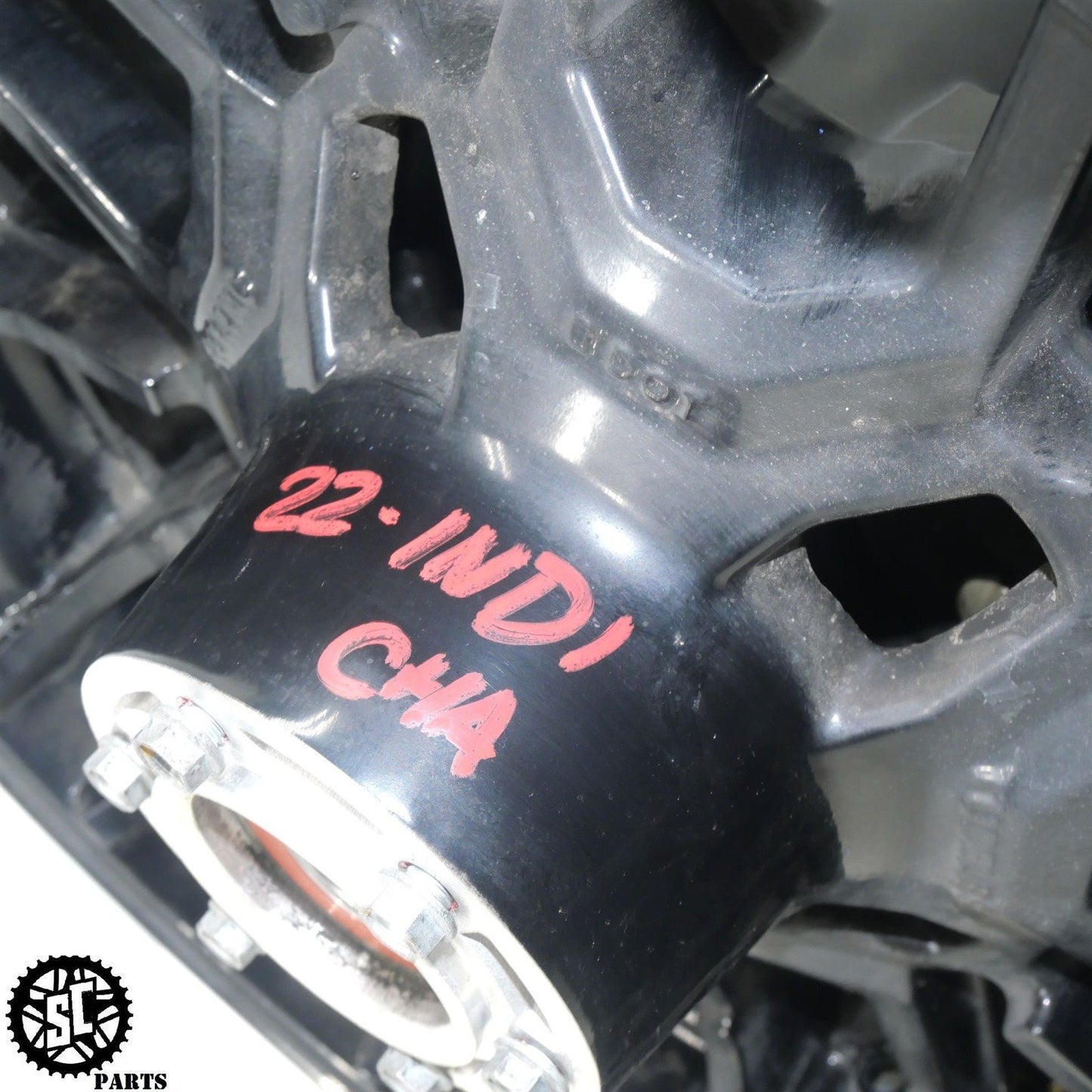 2022 INDIAN CHALLENGER REAR WHEEL RIM 16X5.0 BLACK STRAIGHT HD48