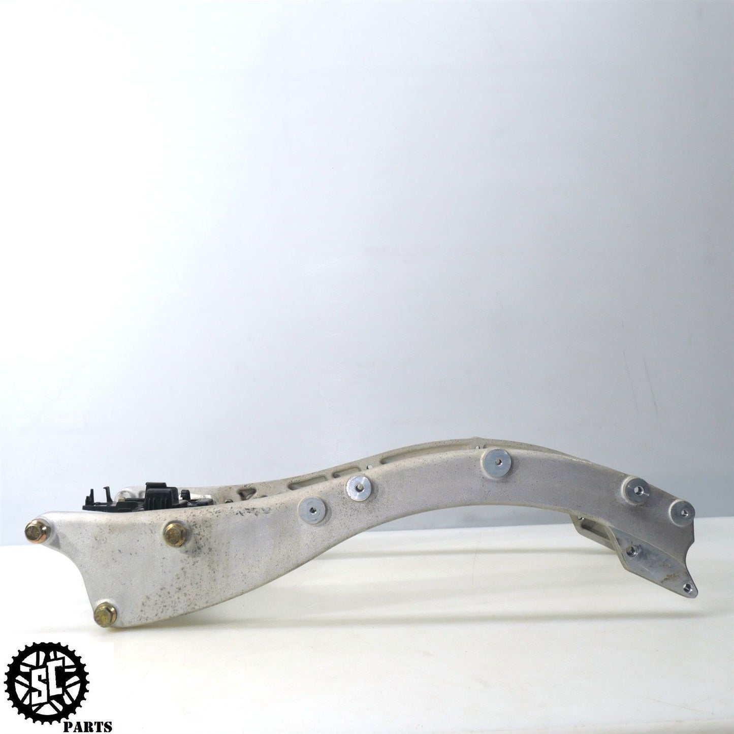 2022 INDIAN CHALLENGER REAR SUBFRAME BACK FRAME SUPPORT HD48