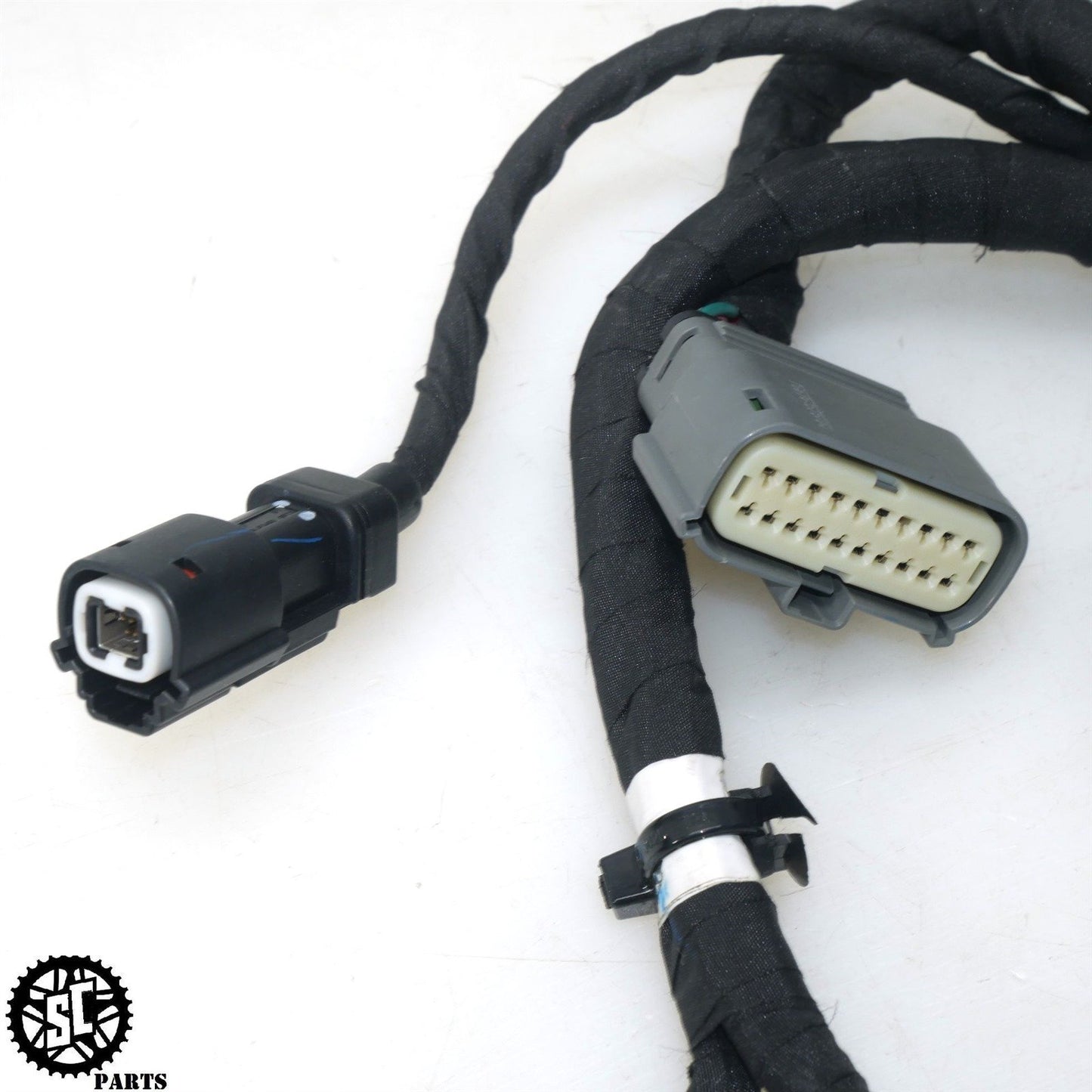 2022 INDIAN CHALLENGER FAIRING FRONT RADIO WIRING HARNESS 2415923 HD48