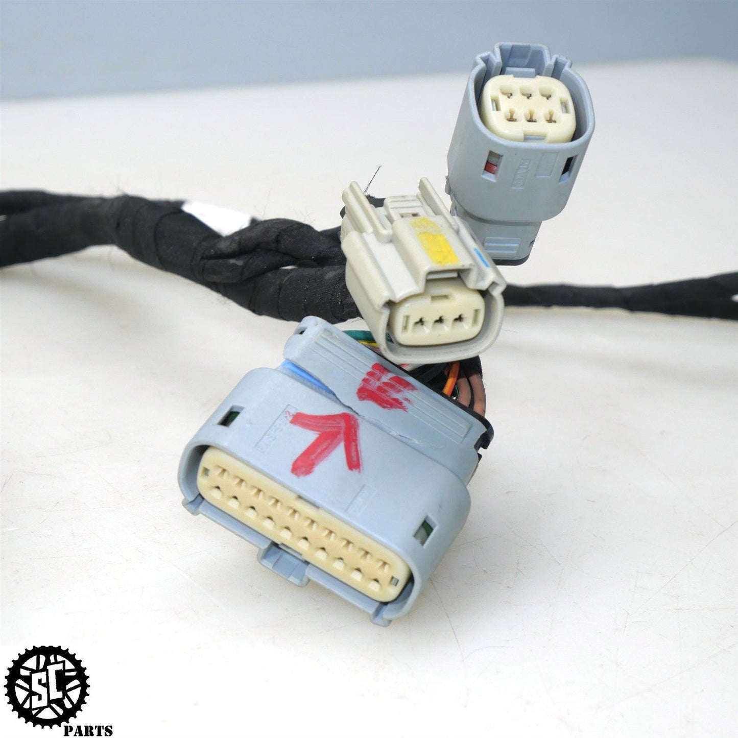 2022 INDIAN CHALLENGER FAIRING FRONT RADIO WIRING HARNESS 2415923 HD48