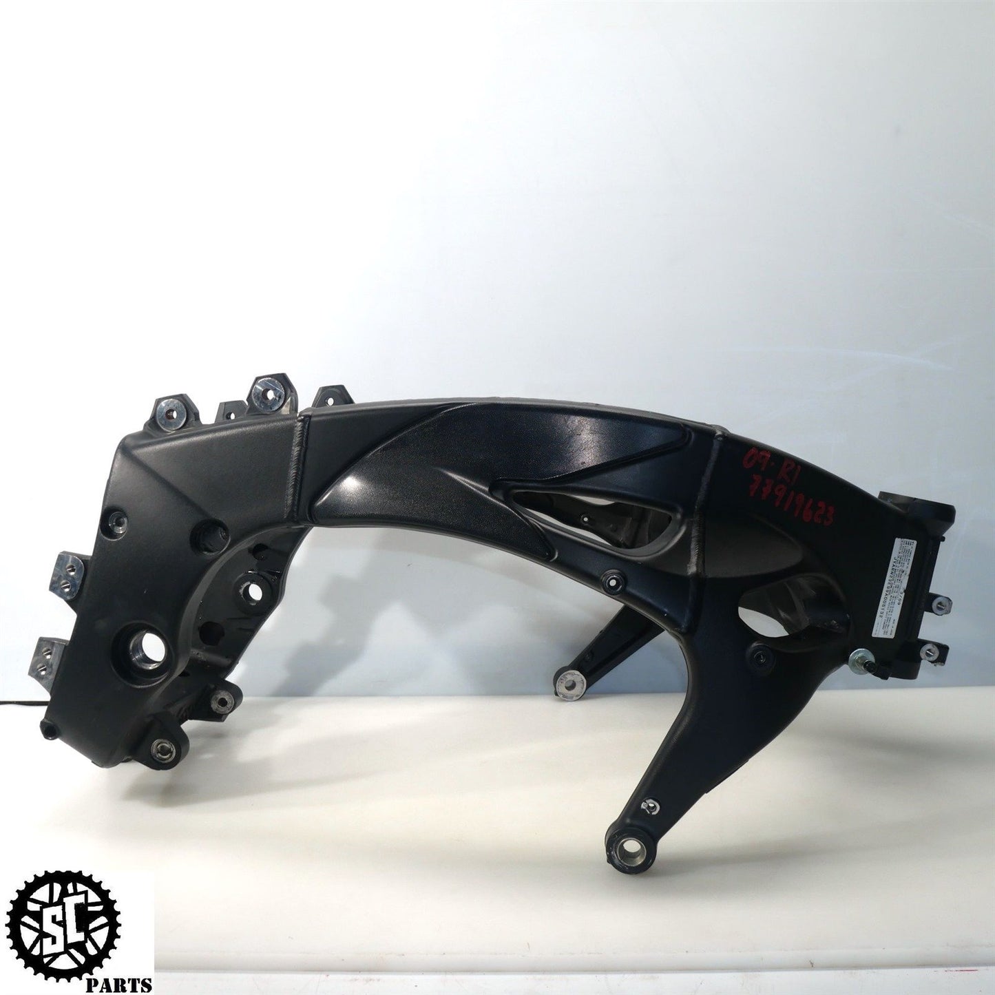 2009-2014 YAMAHA YZF R1 FRAME CHASSIS *S* Y31