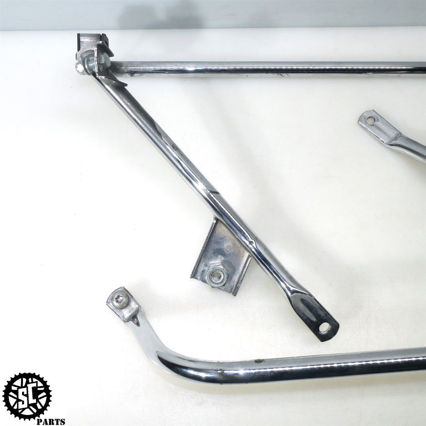 2013 HARLEY DAVIDSON STREET GLIDE SADDLEBAG BRACKET HD13