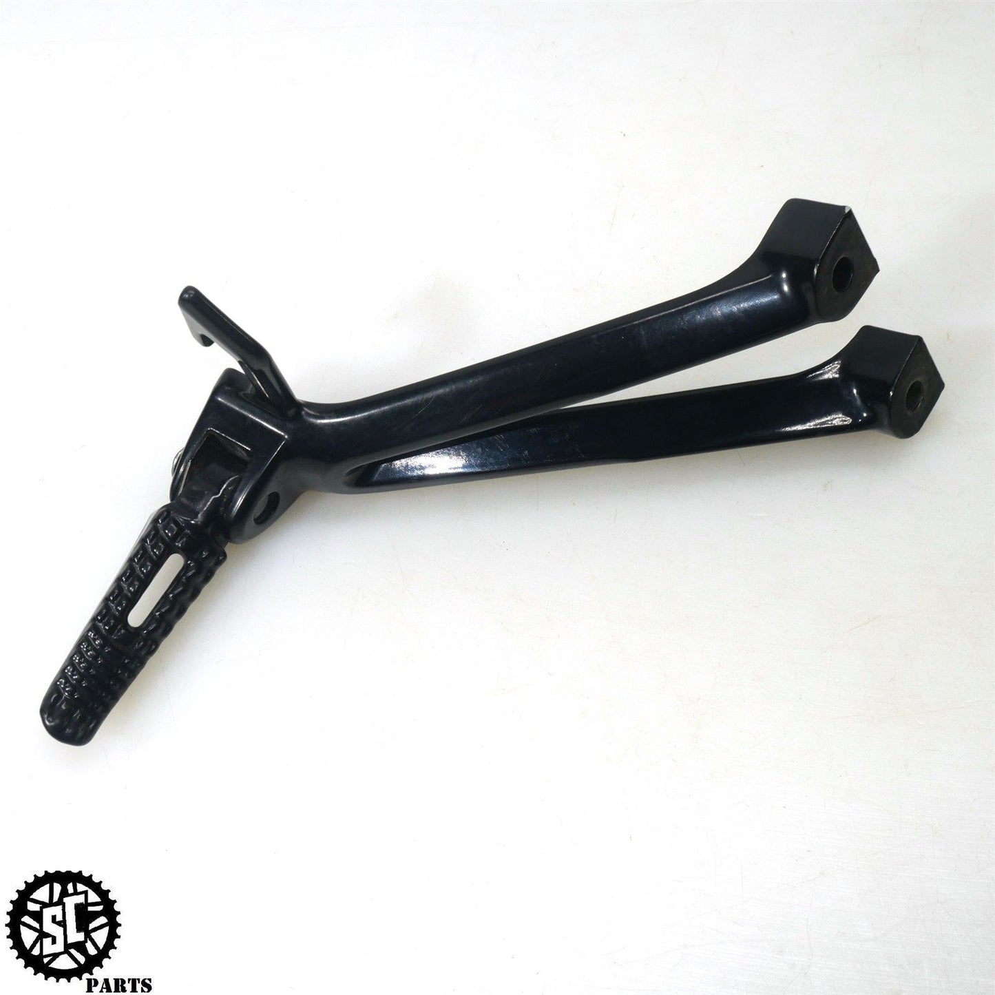 2006-2007 SUZUKI GSXR 600 REAR PASSENGER PEGS S18