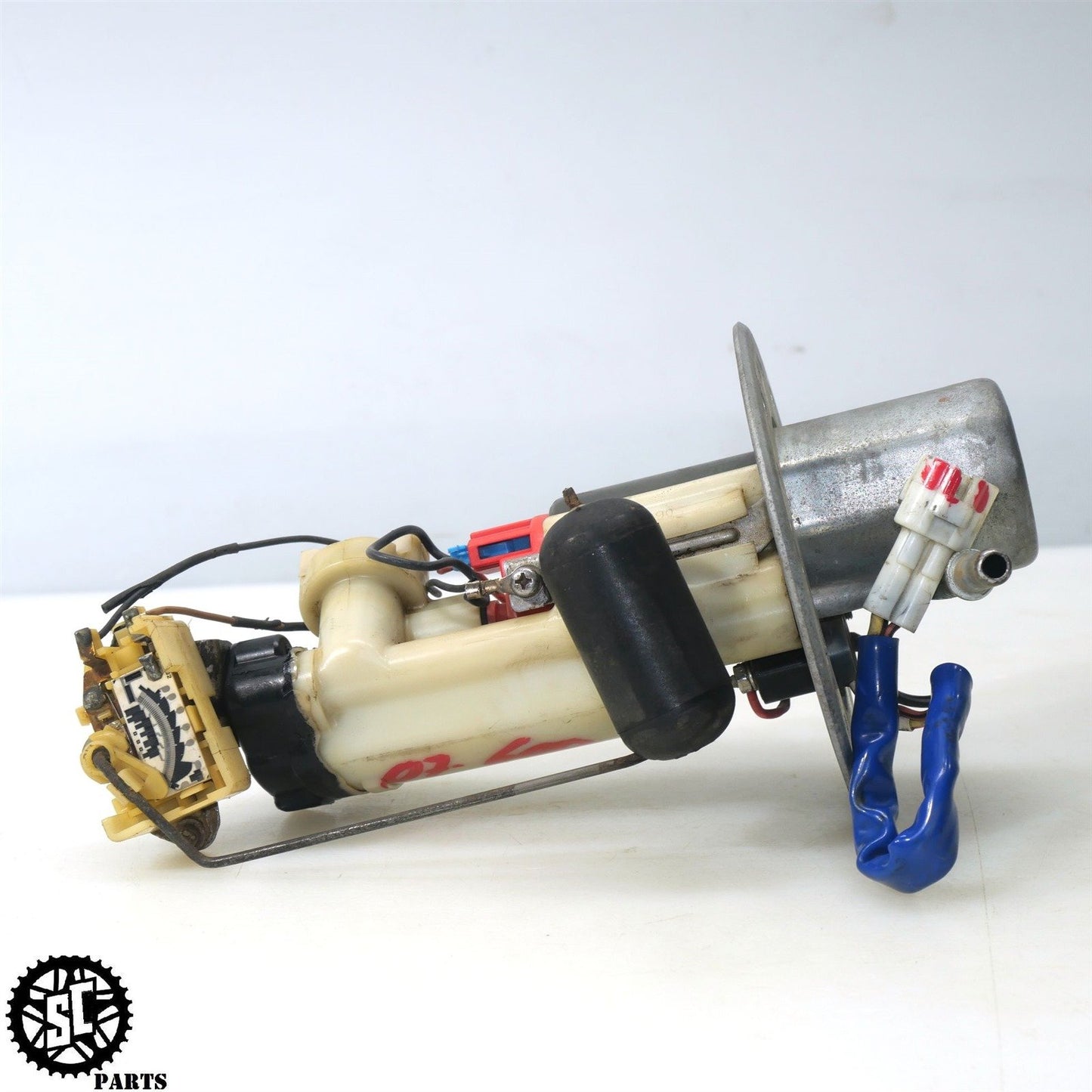 2006-2007 SUZUKI GSXR 600 FUEL PUMP 15100-01H00 S18