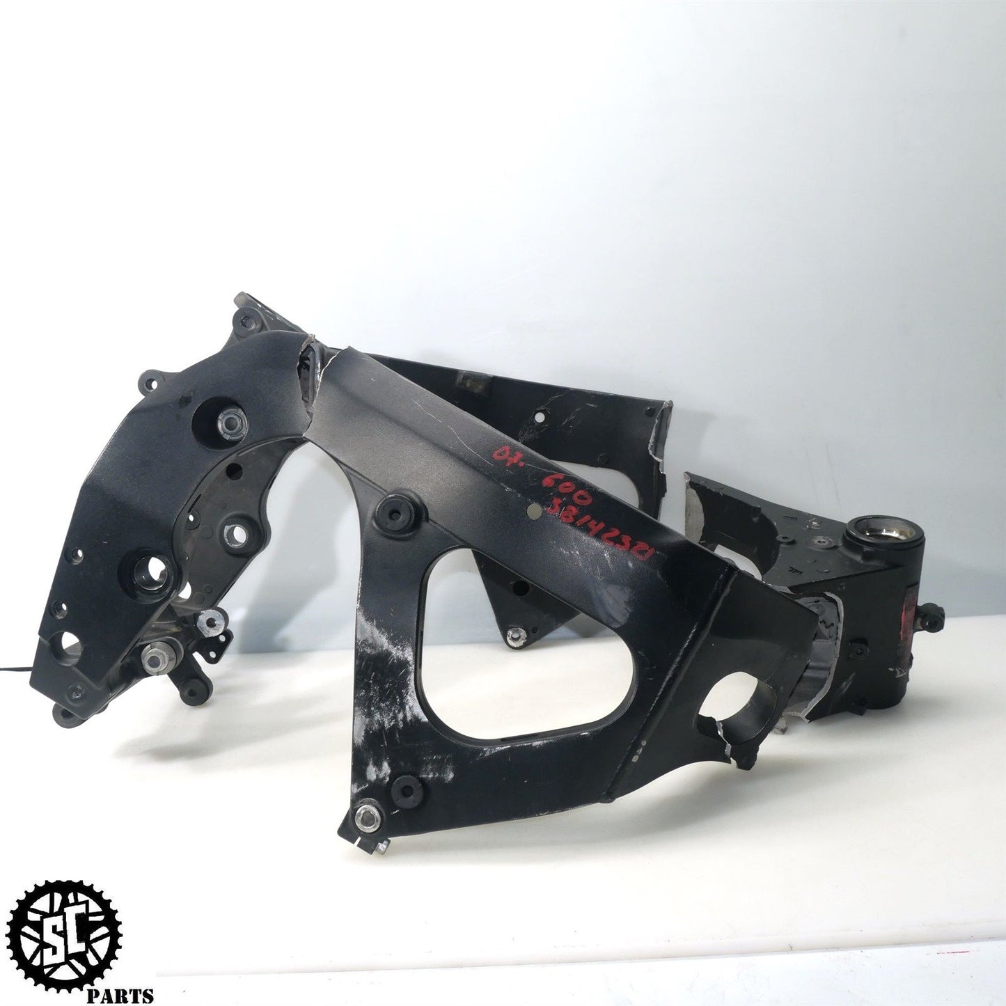 2006-2007 SUZUKI GSXR 600 FRAME CHASSIS *S* S18