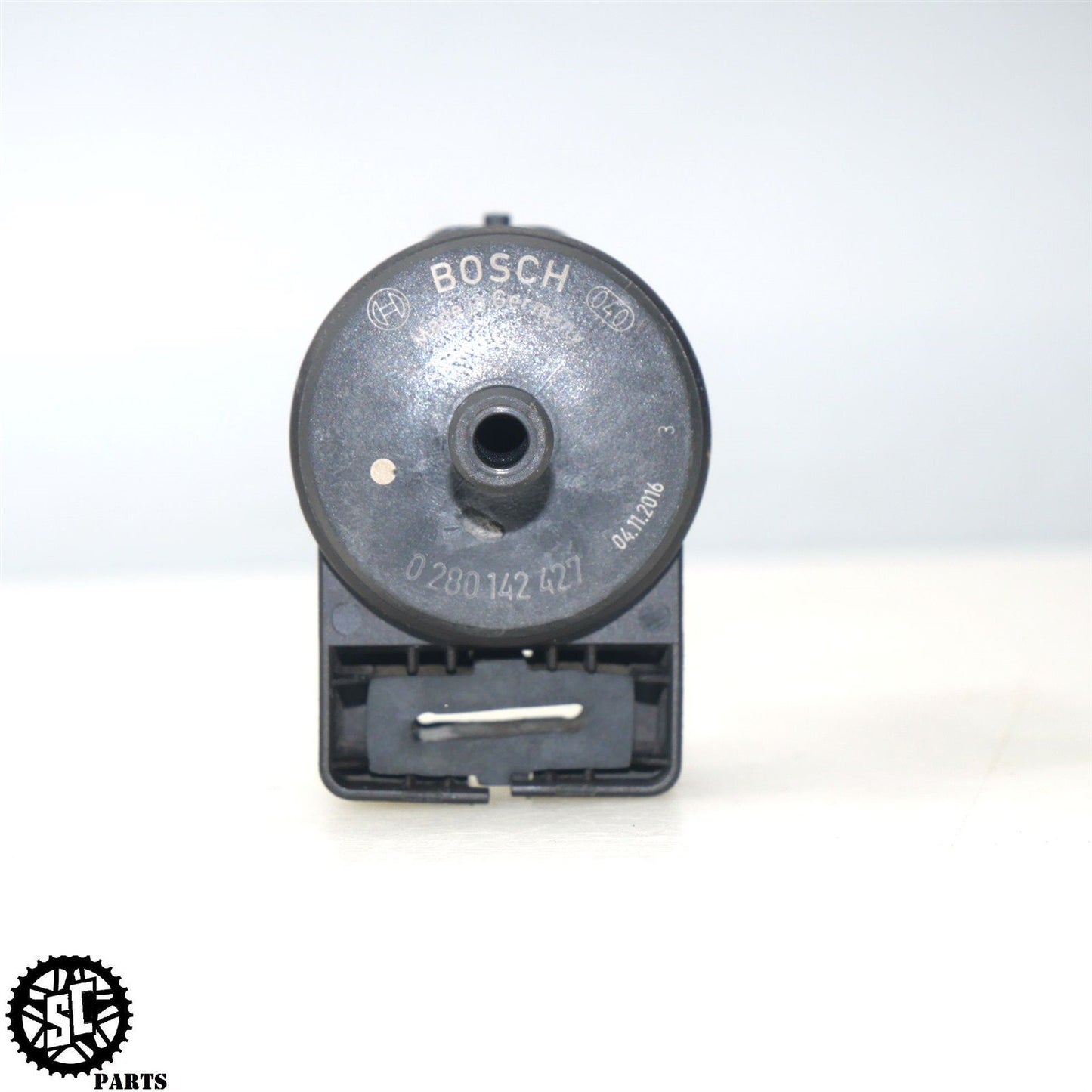 2017 KTM 1290 SUPER DUKE GT EVAP FUEL TANK VALVE BOSCH 76015015000 M05