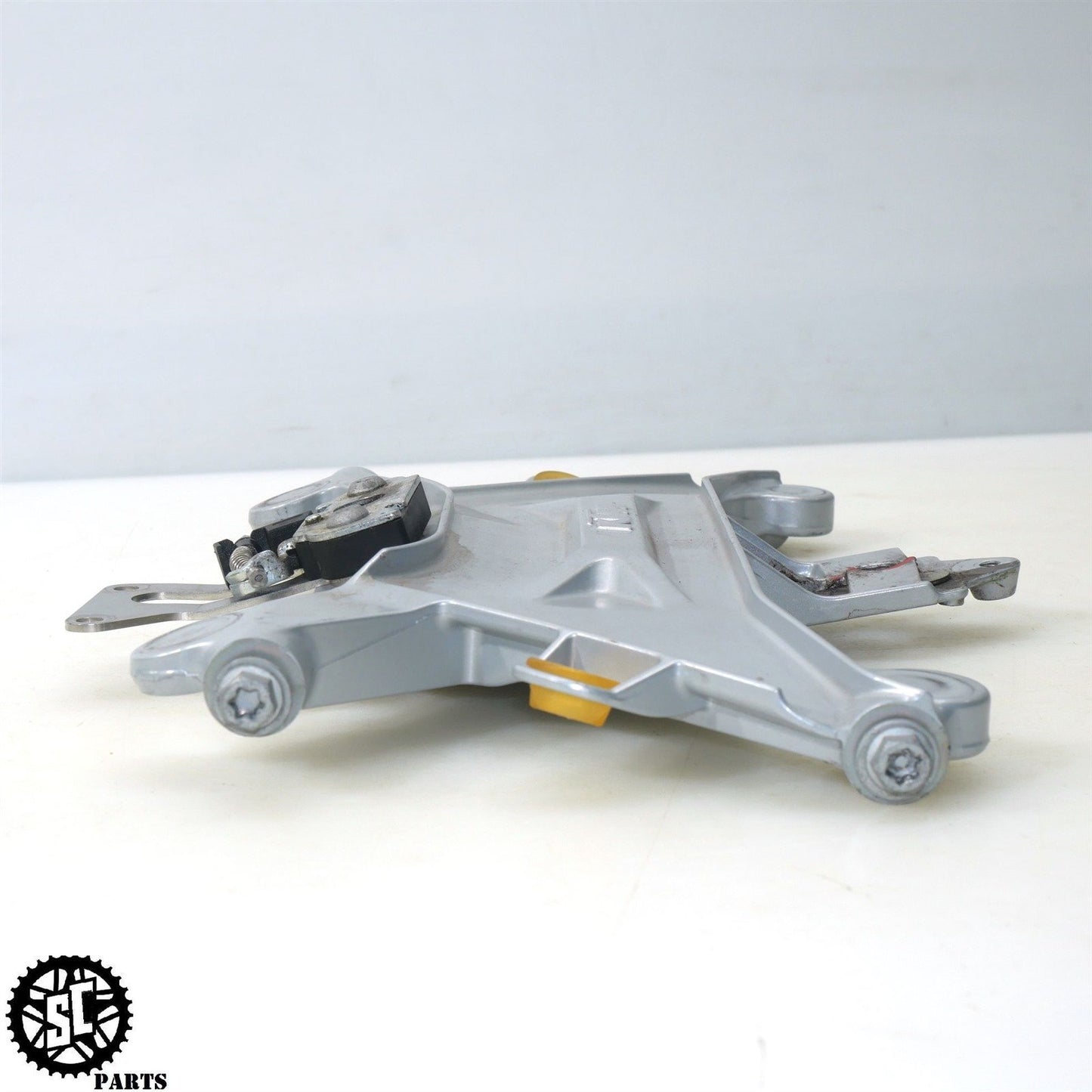 2017 KTM 1290 SUPER DUKE GT SEAT LATCH CABLE BRACKET M05