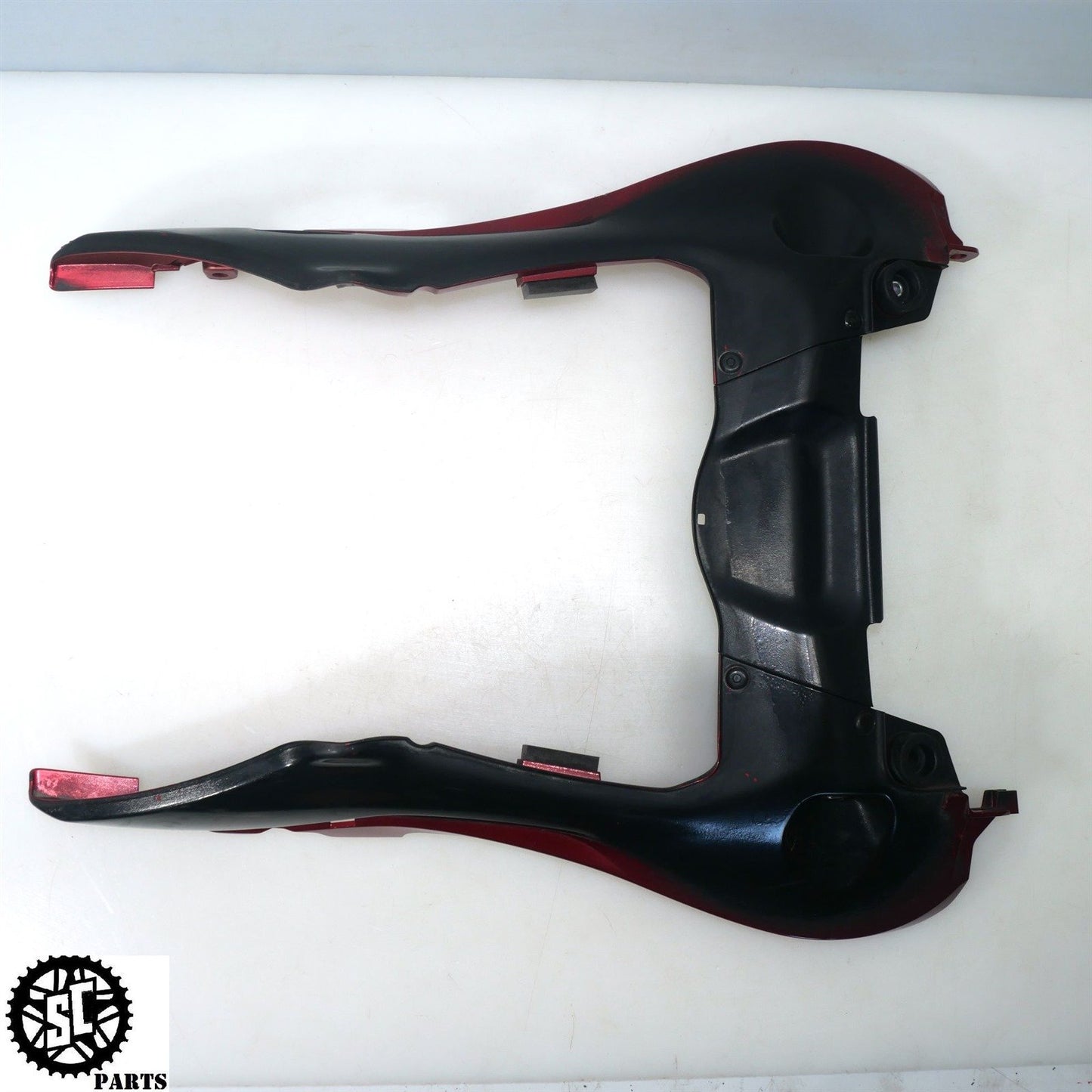 22 23 SUZUKI HAYABUSA REAR TAIL FAIRING FRAME COVER S75