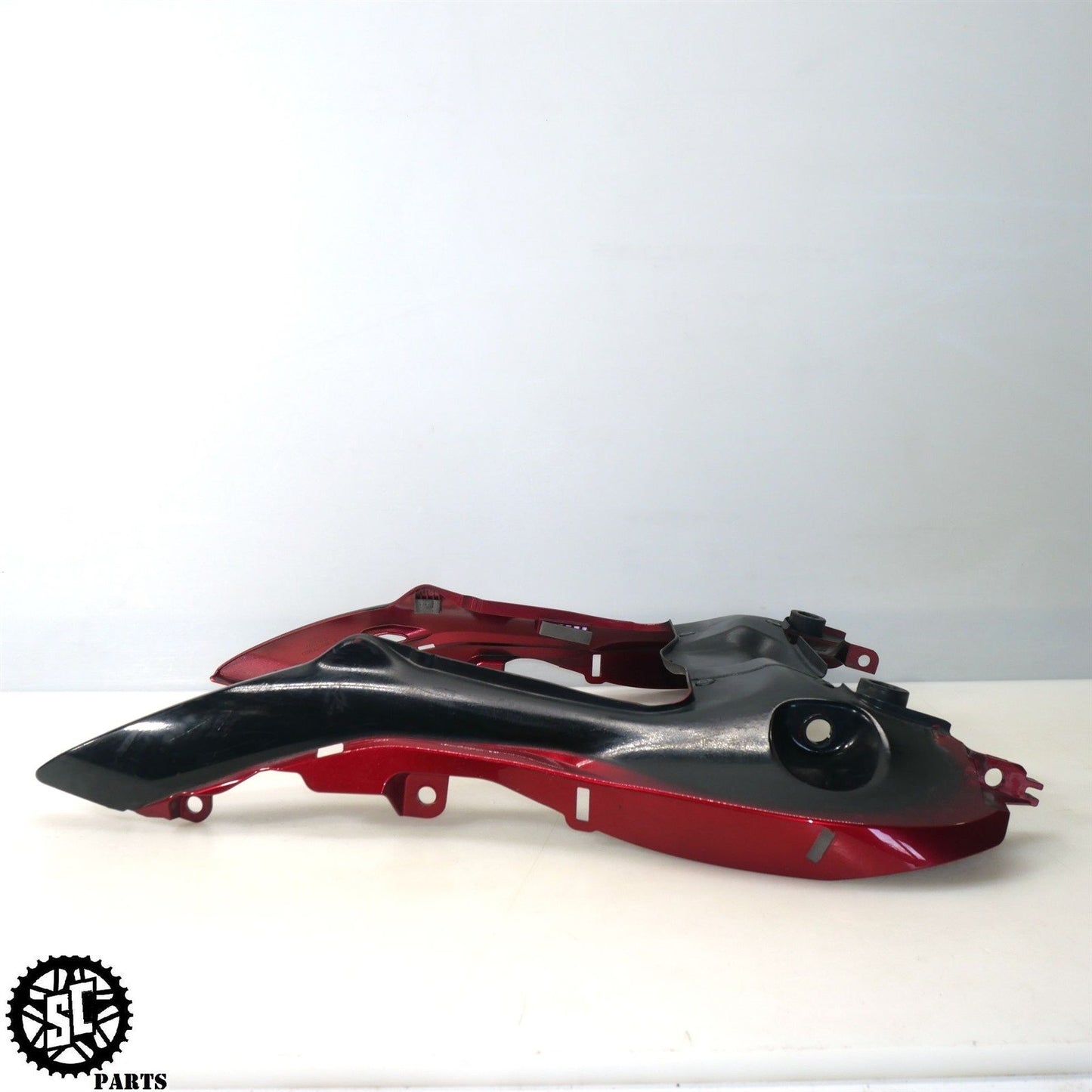 22 23 SUZUKI HAYABUSA REAR TAIL FAIRING FRAME COVER S75