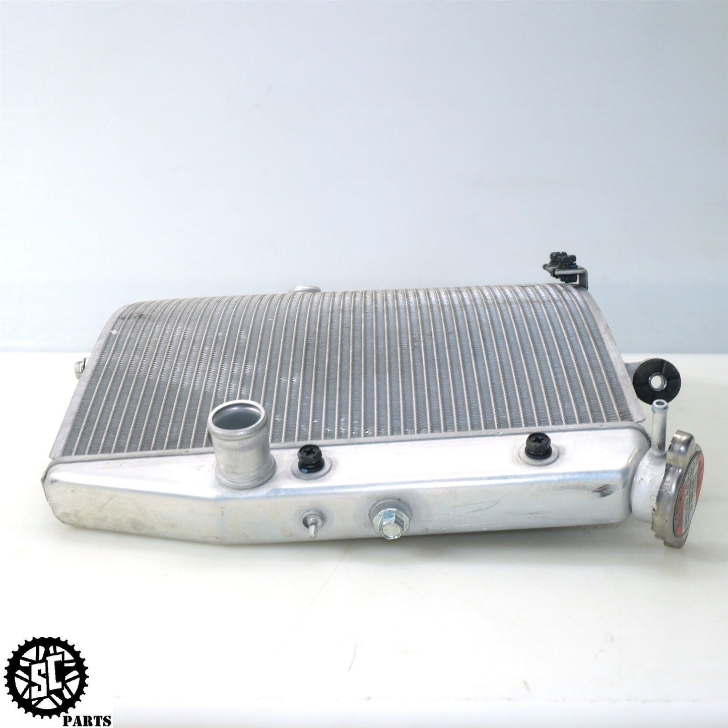 17-24 SUZUKI GSXR1000 RADIATOR S77