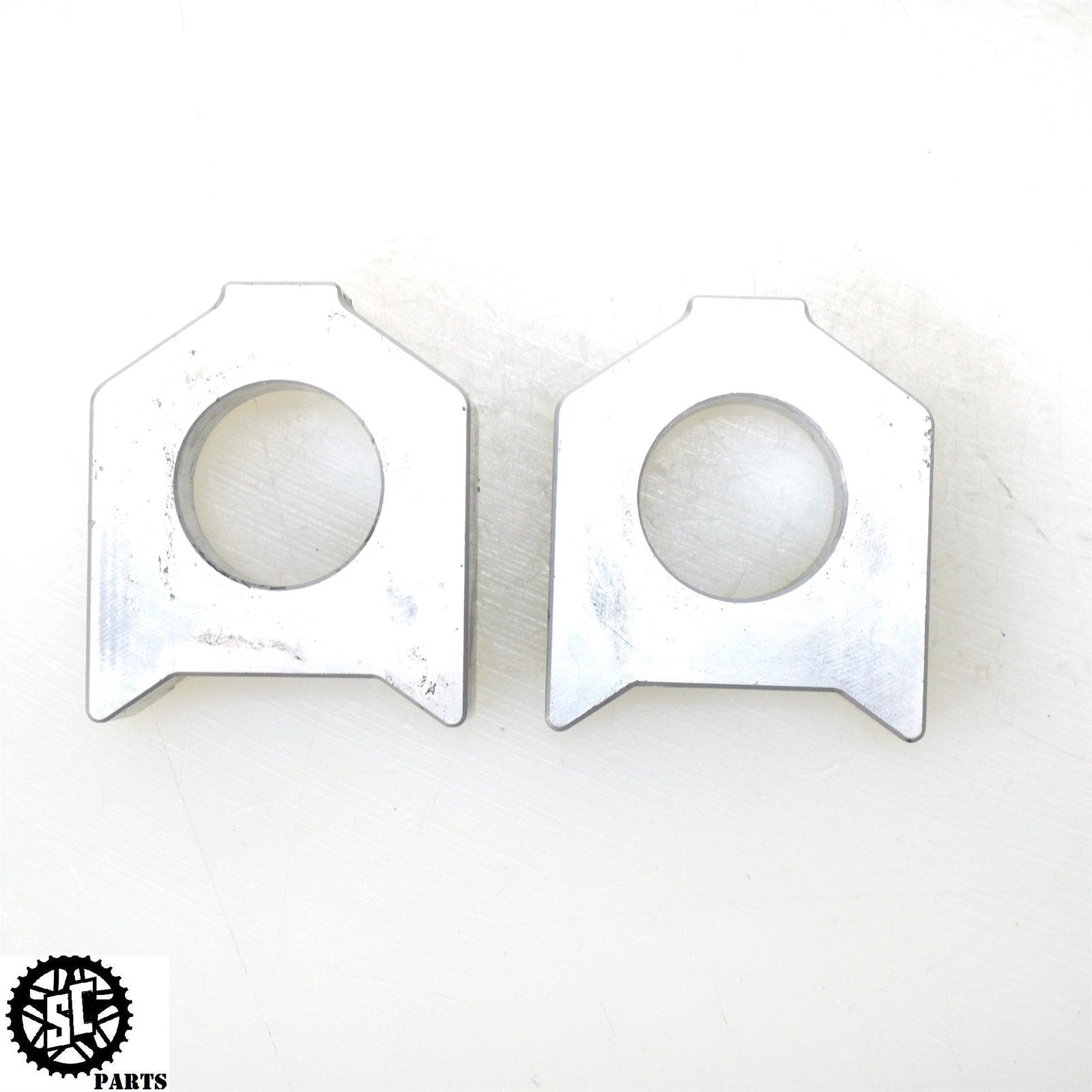 ★ Numbering★ 5768 N24SN05 20-22 TRIUMPH STREET TRIPLE R 765 CHAIN ADJUSTER REAR AXLE