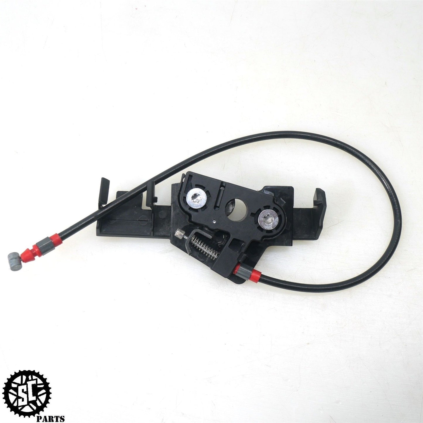 20-22 TRIUMPH STREET TRIPLE R 765 SEAT LATCH CABLE T28