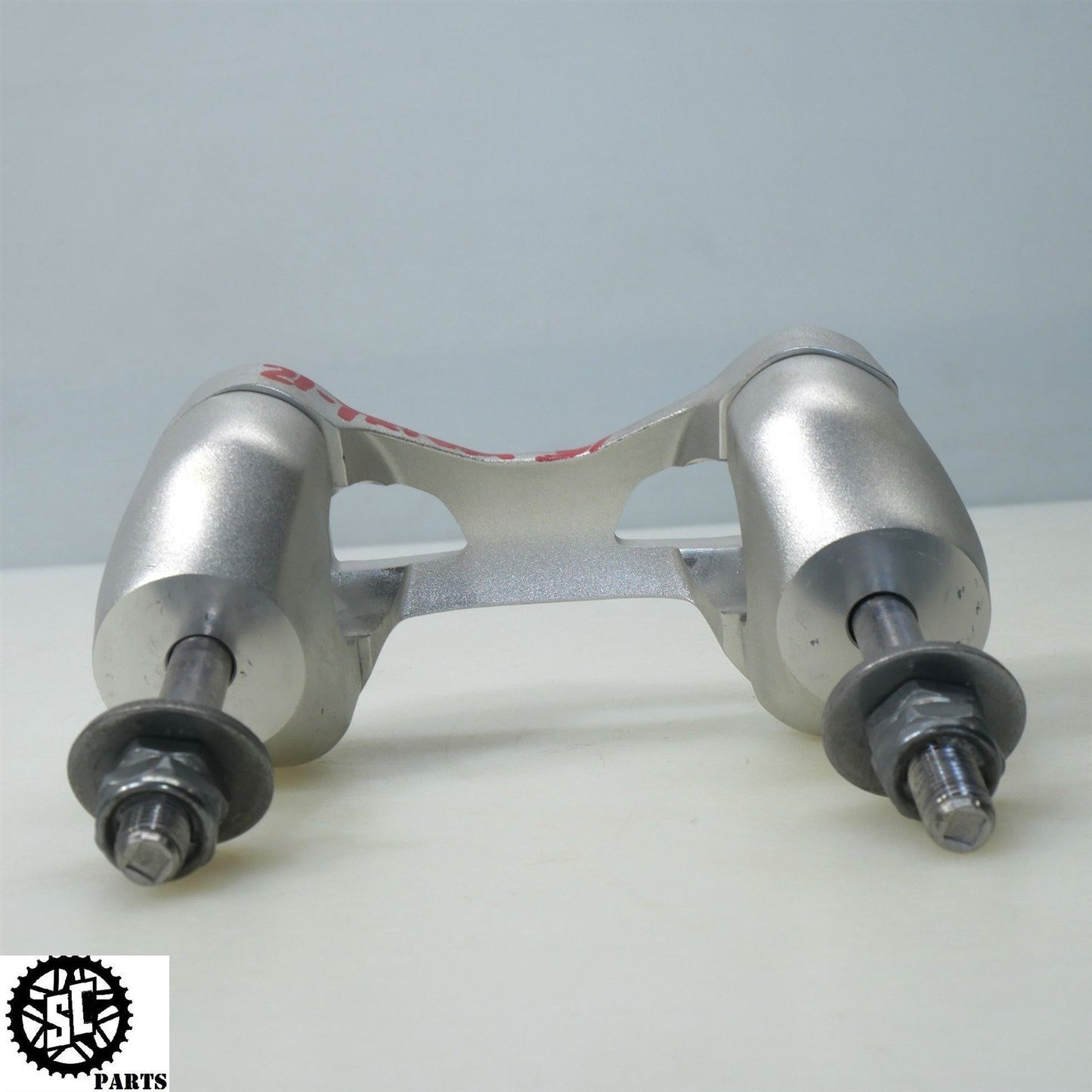 20-22 TRIUMPH STREET TRIPLE R 765 HANDLEBAR RISER T28