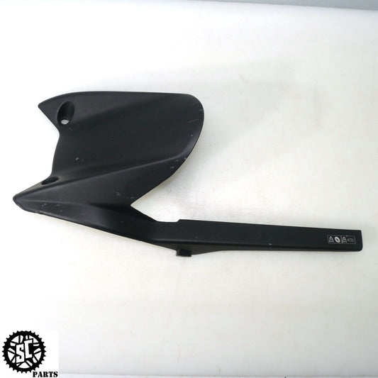 20-22 TRIUMPH STREET TRIPLE R 765 REAR FENDER CHAIN GUARD T28