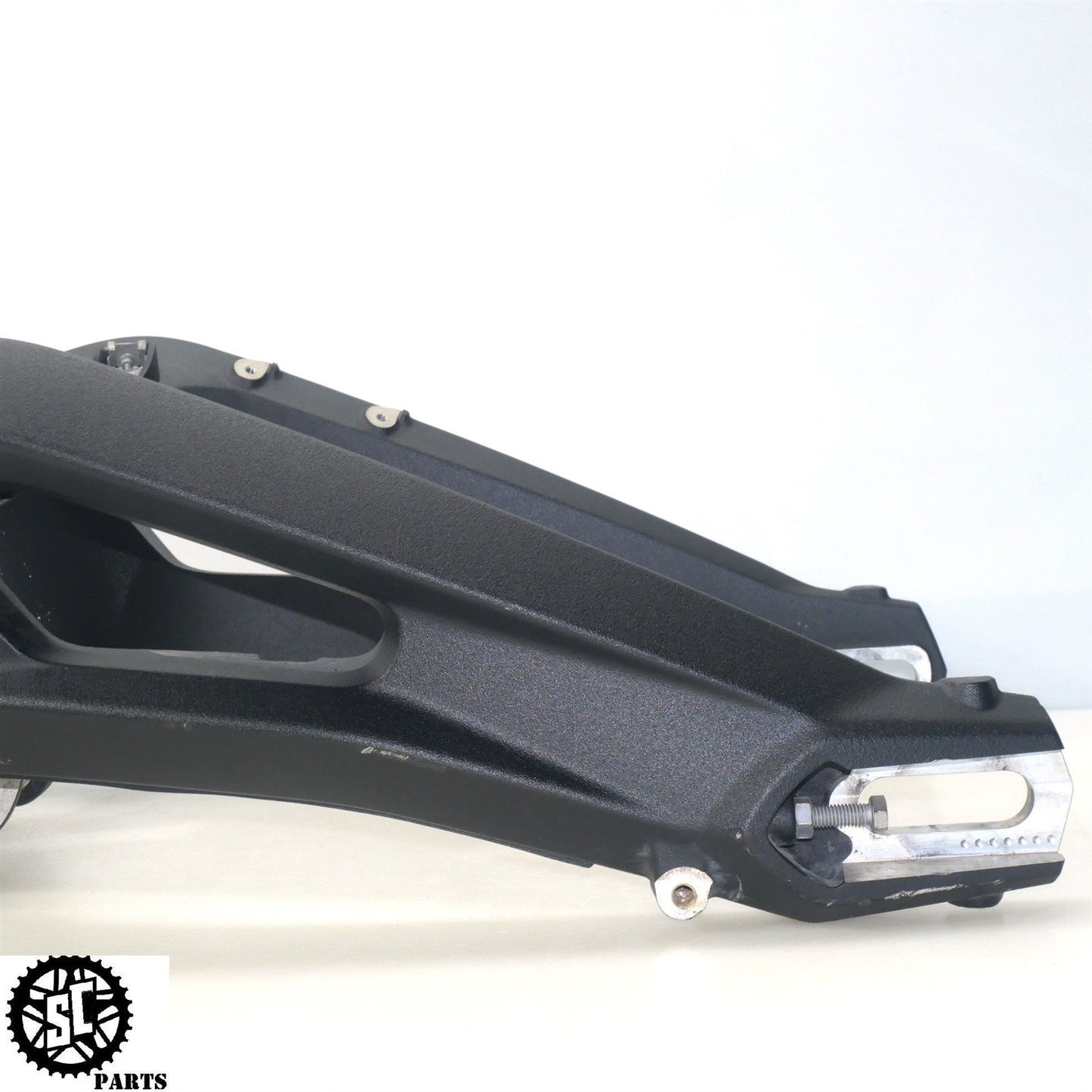 20-22 TRIUMPH STREET TRIPLE R 765 REAR SWINGARM T28