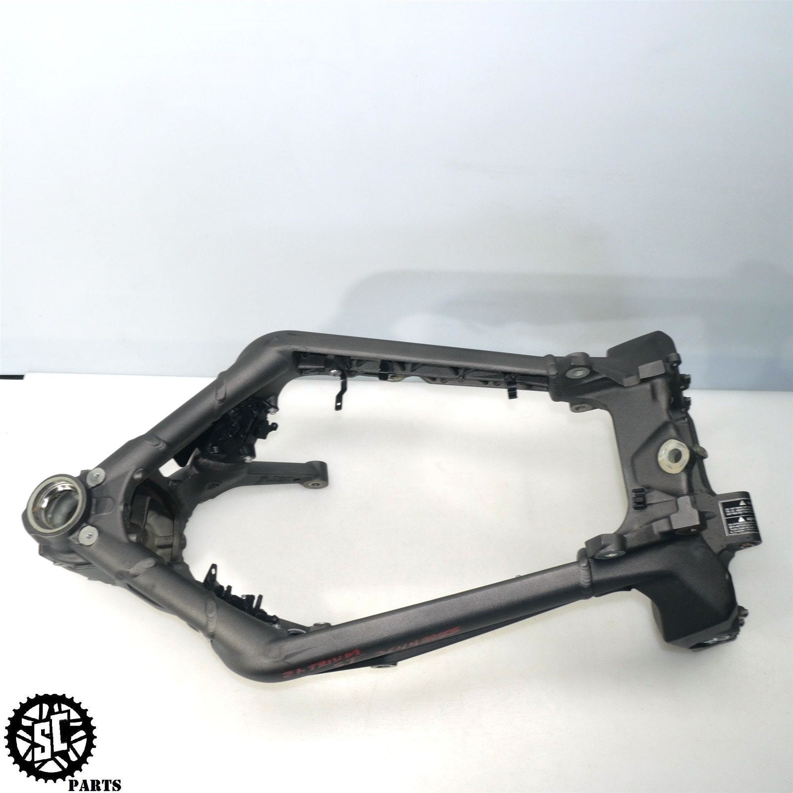 20-22 TRIUMPH STREET TRIPLE R 765 FRAME CHASSIS *S* T28