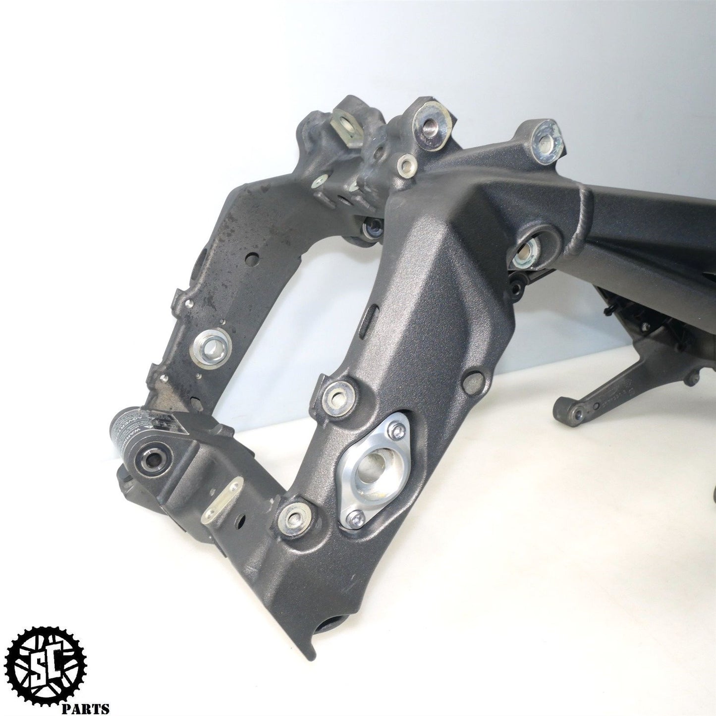 20-22 TRIUMPH STREET TRIPLE R 765 FRAME CHASSIS *S* T28