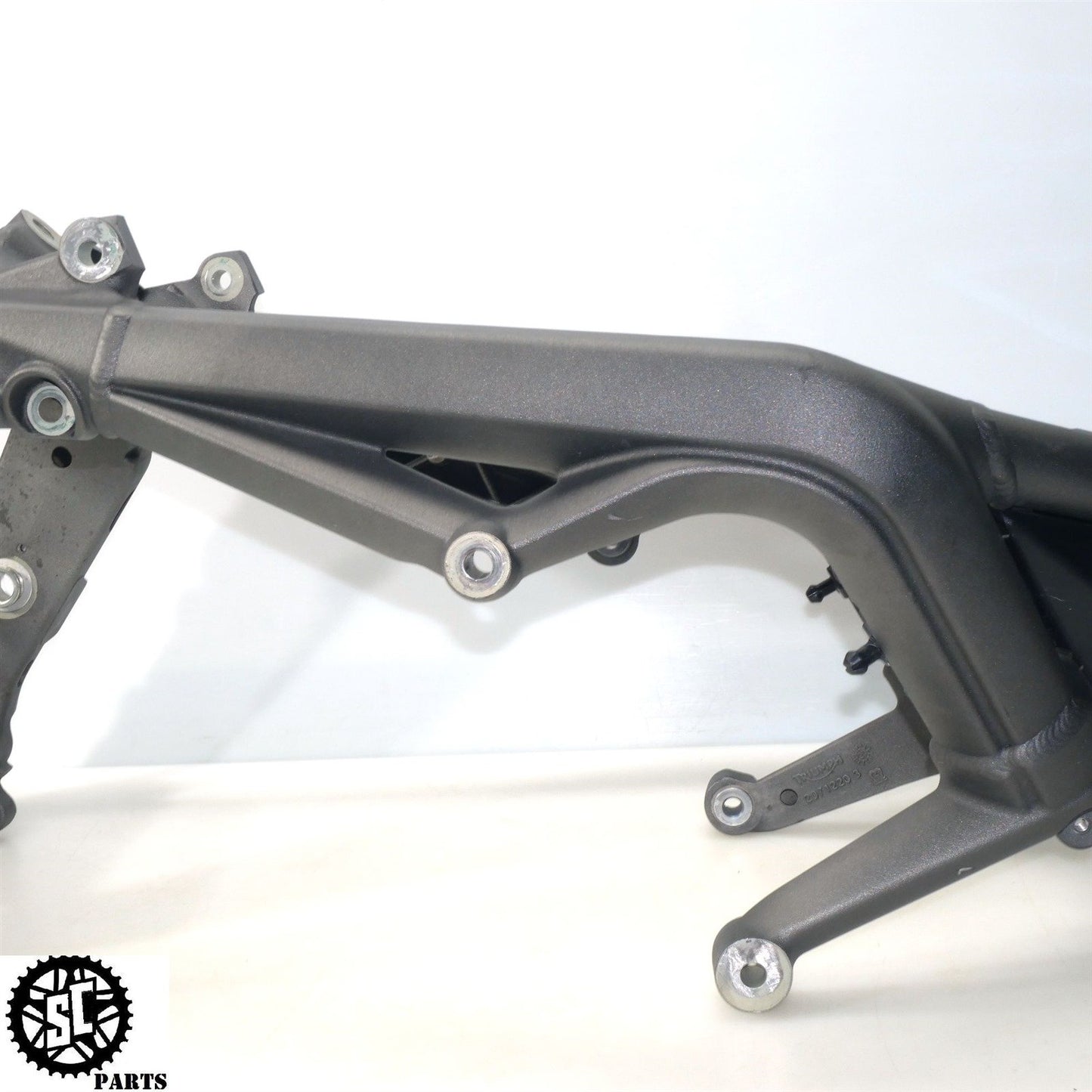 20-22 TRIUMPH STREET TRIPLE R 765 FRAME CHASSIS *S* T28