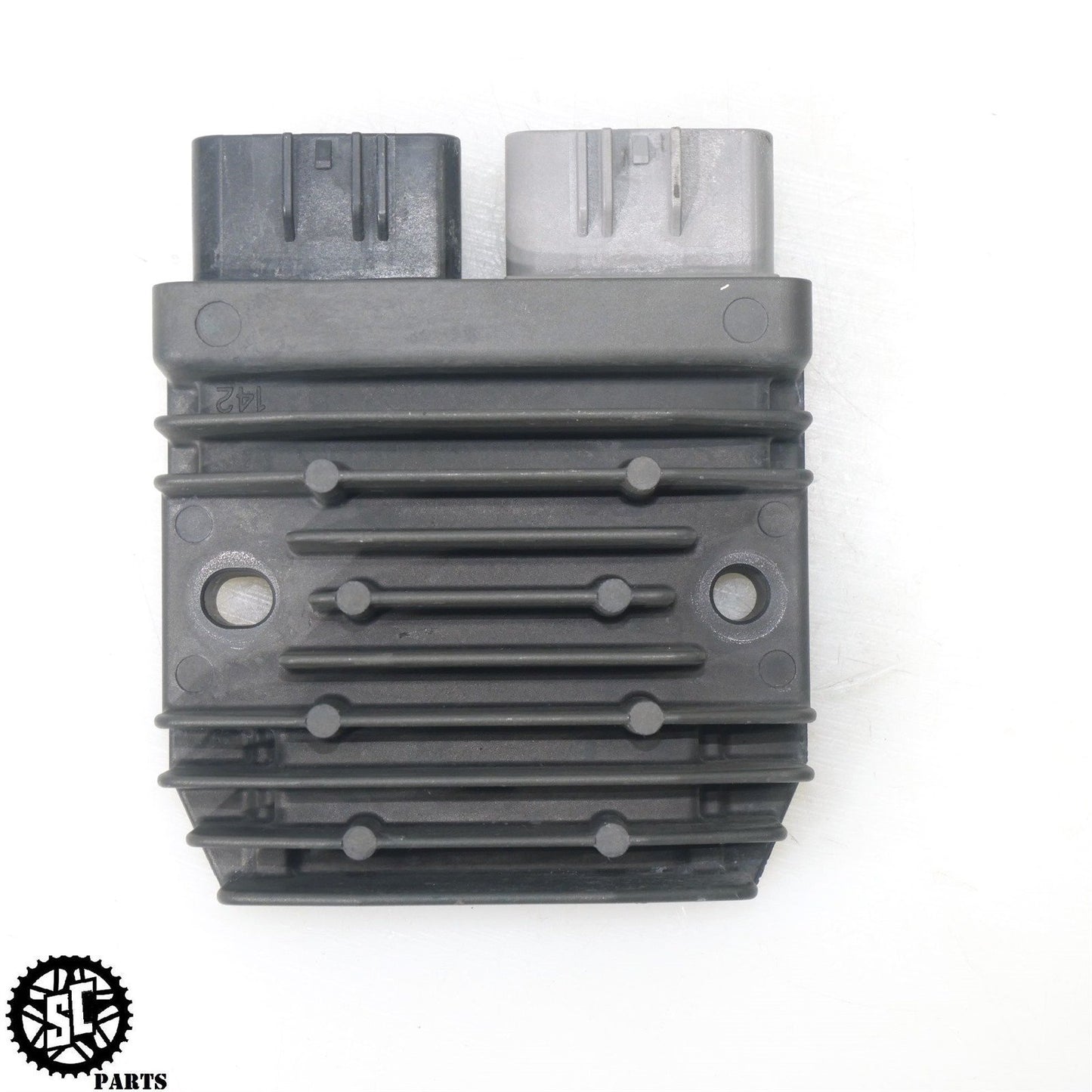 20-22 TRIUMPH STREET TRIPLE R 765 RECTIFIER T28