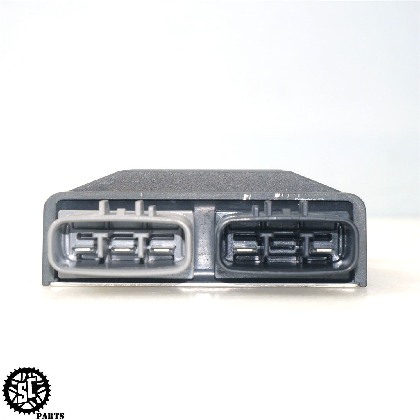 20-22 TRIUMPH STREET TRIPLE R 765 RECTIFIER T28